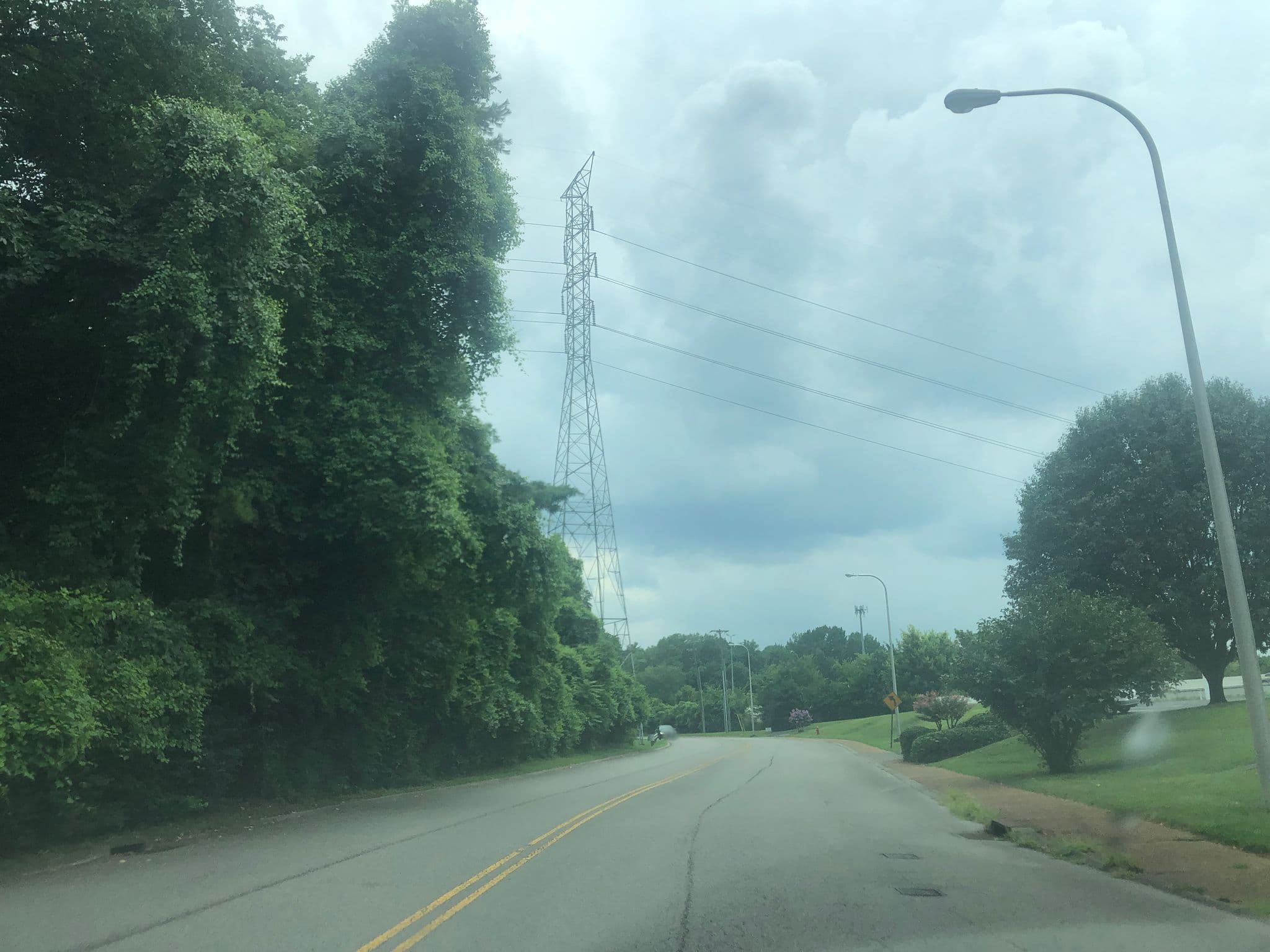 Street view near Red Lion Inn & Suites, Hermitage — © maxmartilik (CC BY-SA · Mapillary)