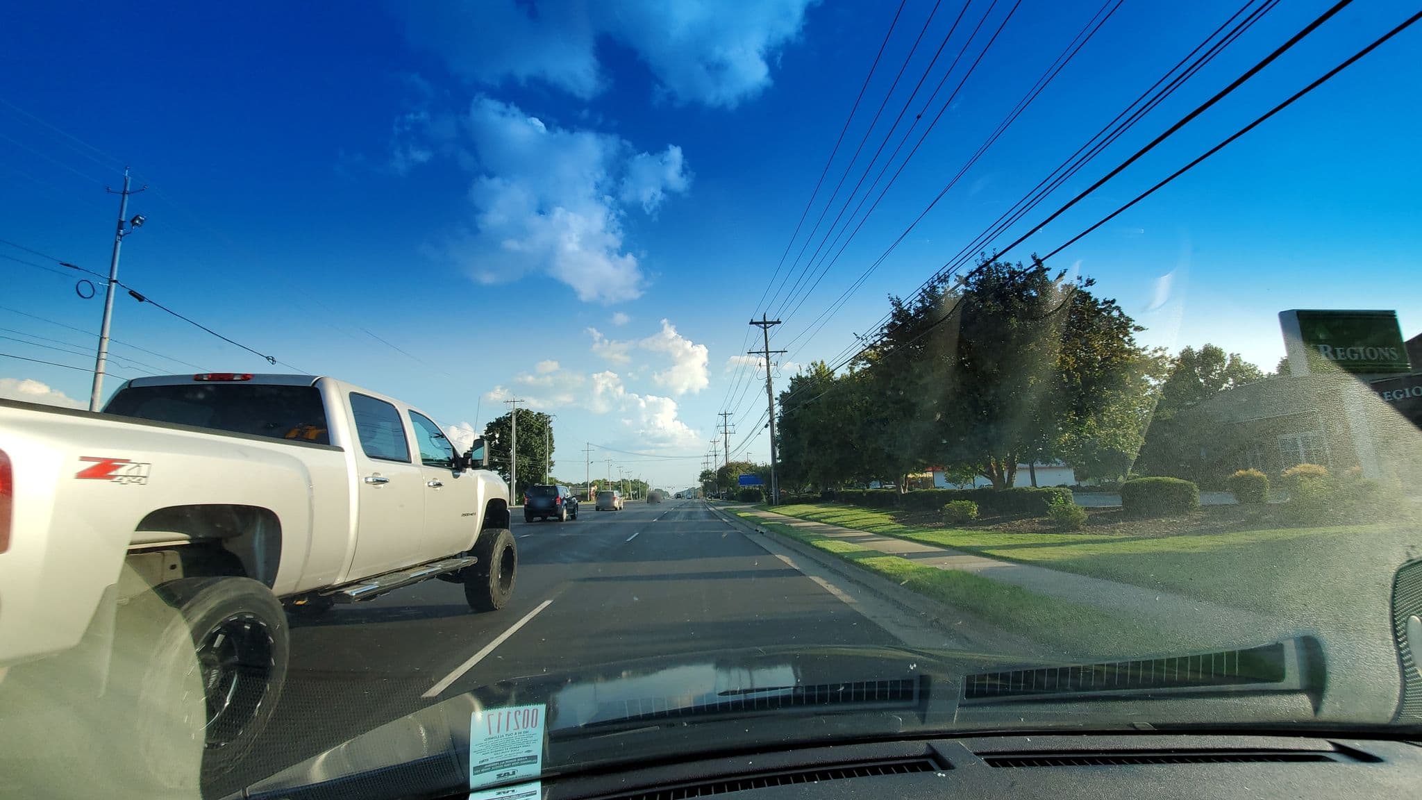 Street view near Days Inn, Murfreesboro — © rebelkeithy (CC BY-SA · Mapillary)