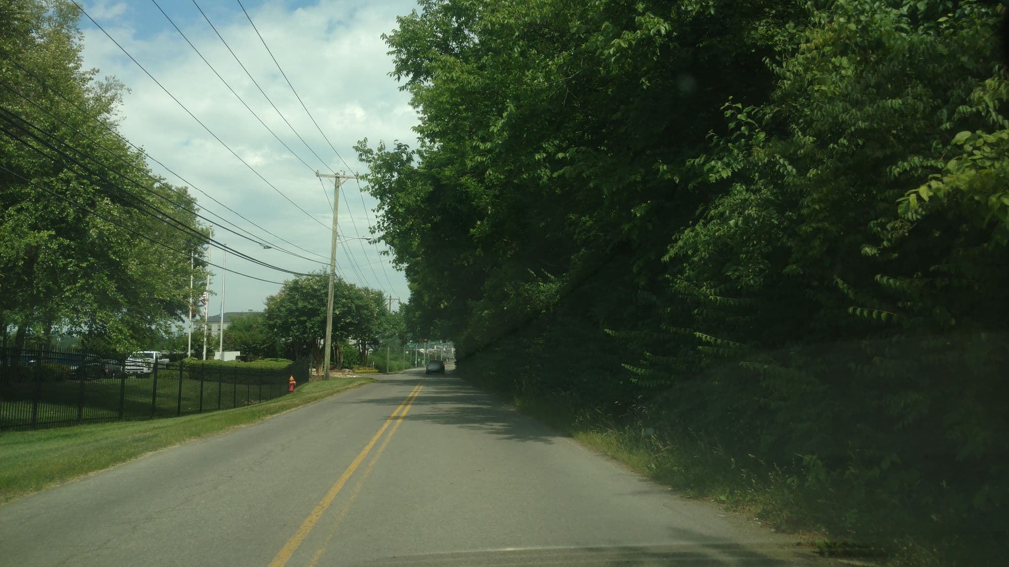 Street view near Fairfield Nashville Resort, Hermitage — © drurbarn (CC BY-SA · Mapillary)