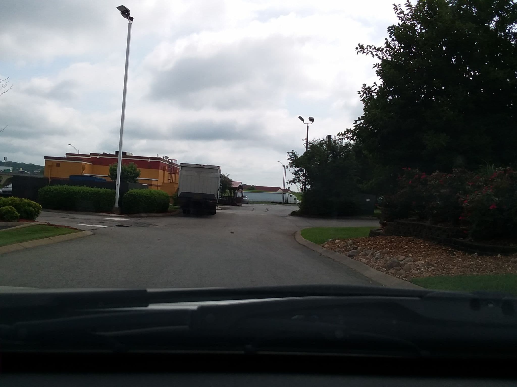 Street view near Baymont Inn & Suites Goodlettsville, Goodlettsville — © aqua12 (CC BY-SA · Mapillary)