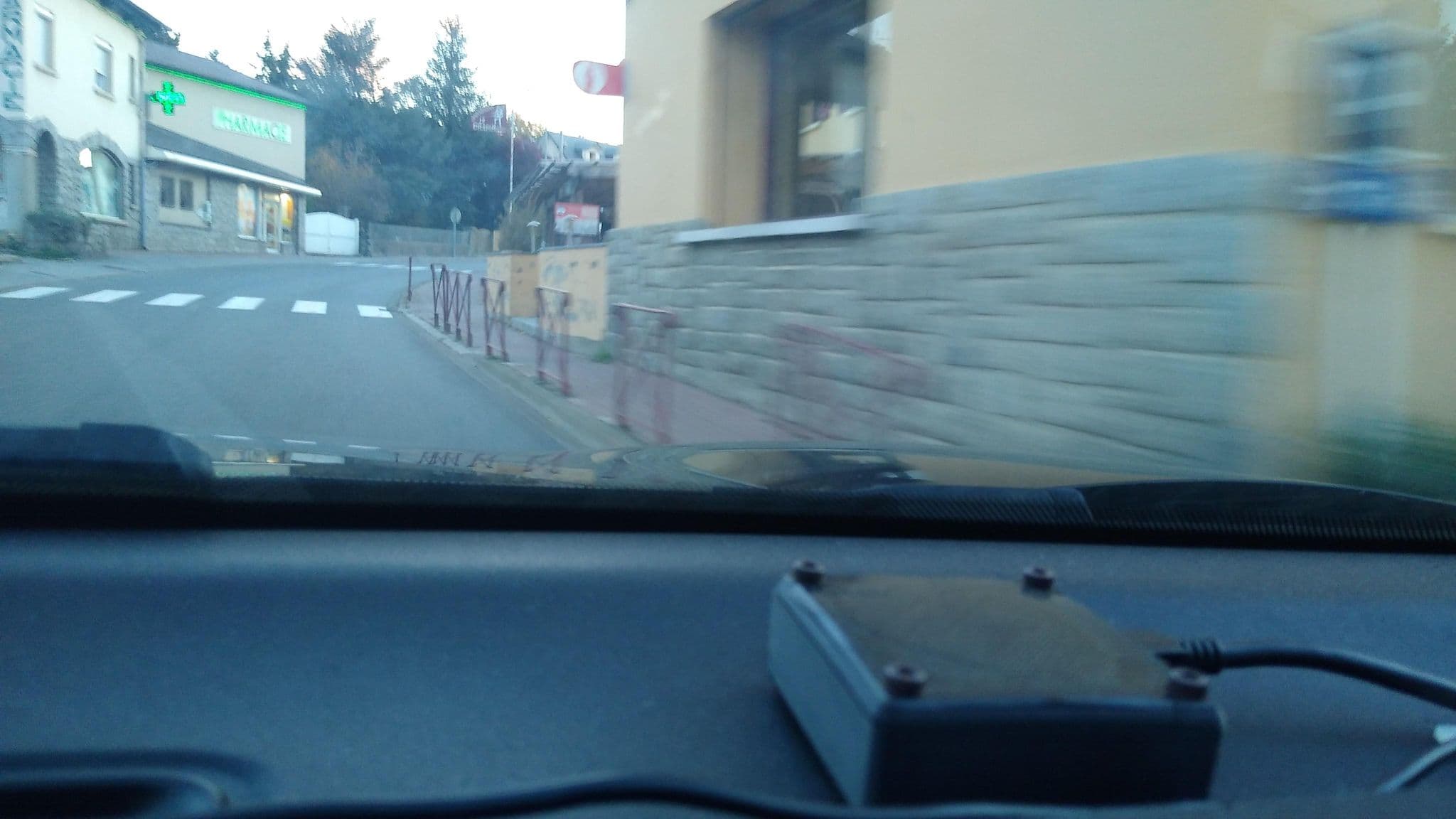 Street view near Le Crapahuteur, Font-Romeu-Odeillo-Via — © rhum (CC BY-SA · Mapillary)