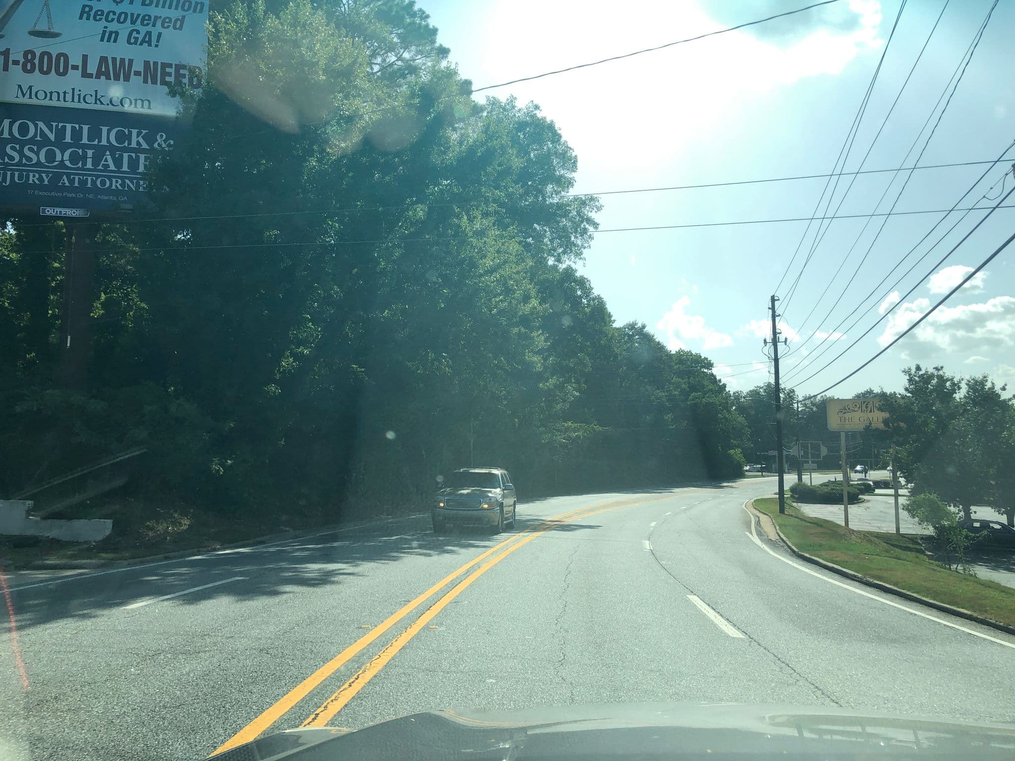 Street view near Edgewood Motel, Phenix City — © zandu (CC BY-SA · Mapillary)
