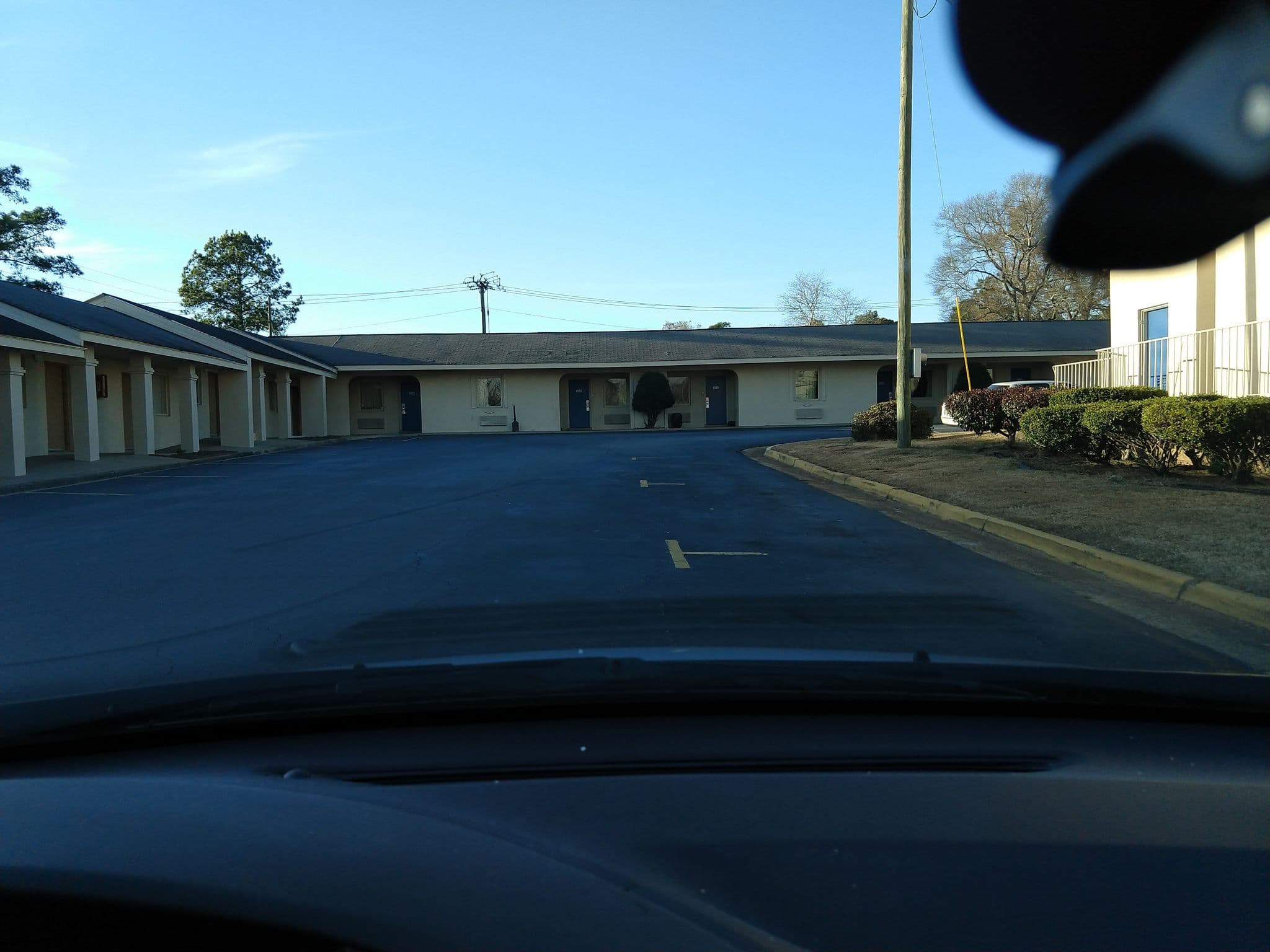 Street view near Days Inn Americus, Americus — © mapillary01730 (CC BY-SA · Mapillary)