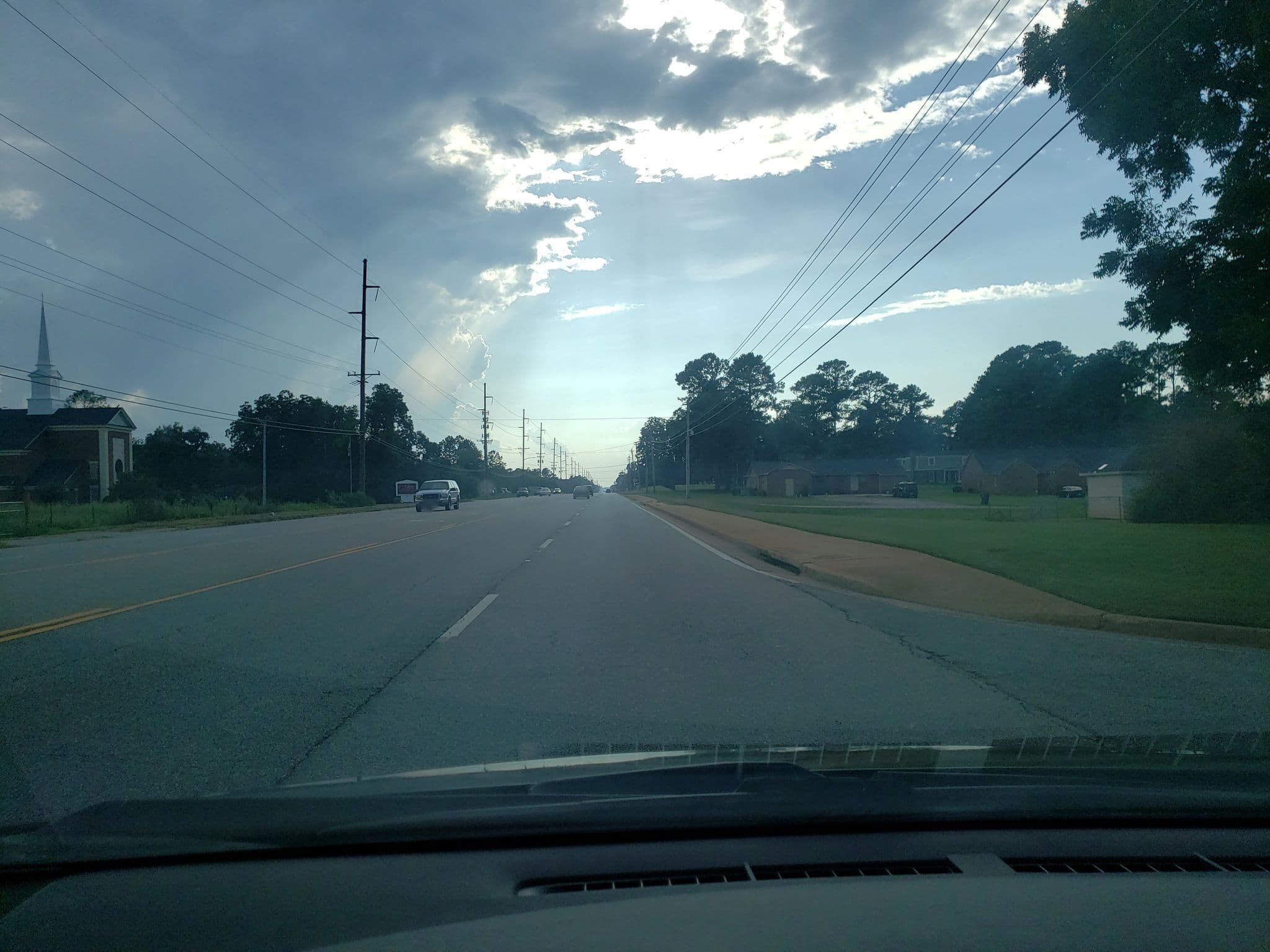 Street view near The Hole, Putney — © davegis (CC BY-SA · Mapillary)