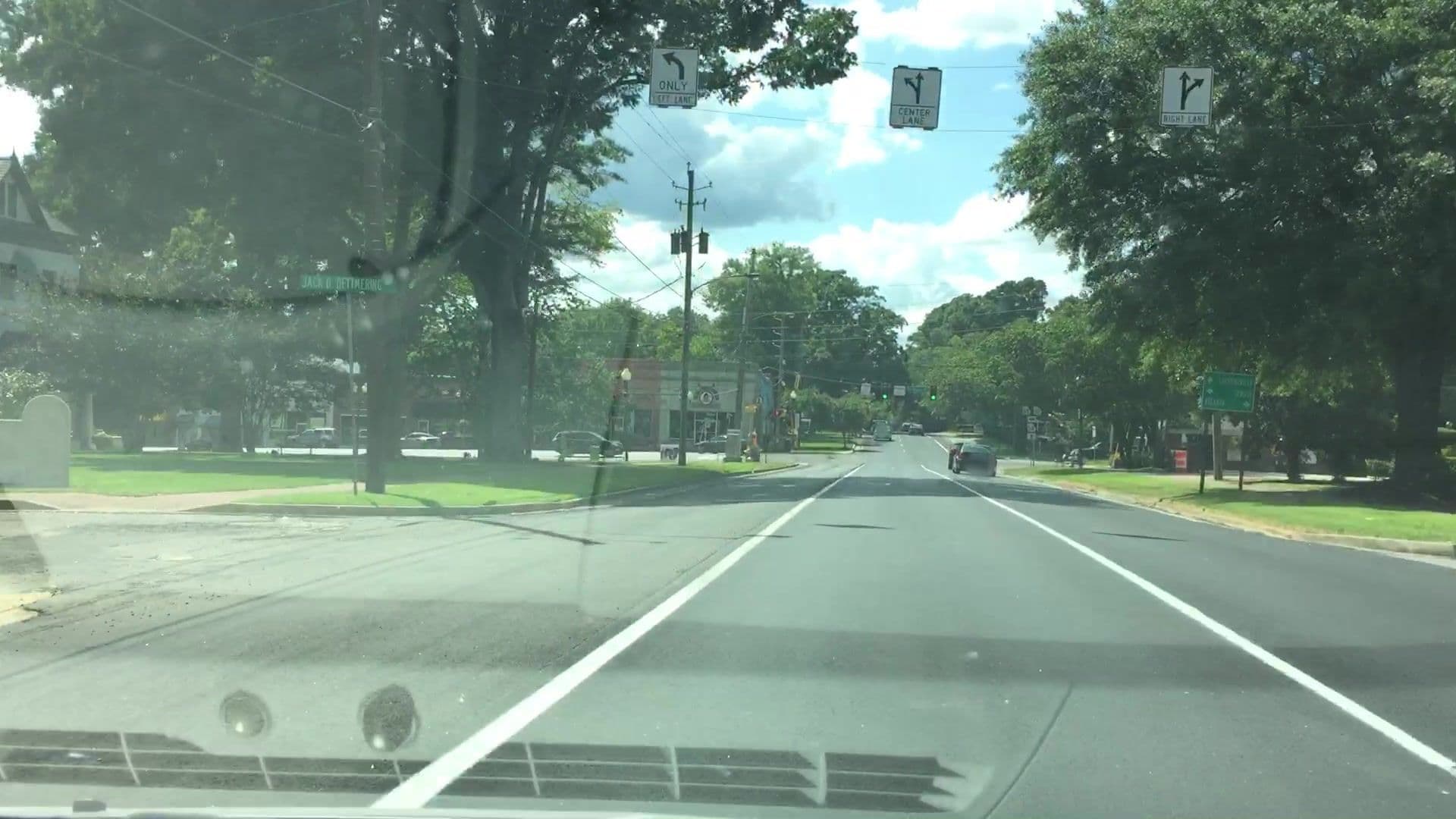Street view near Choice Hotels, Bonanza — © lvl5 (CC BY-SA · Mapillary)