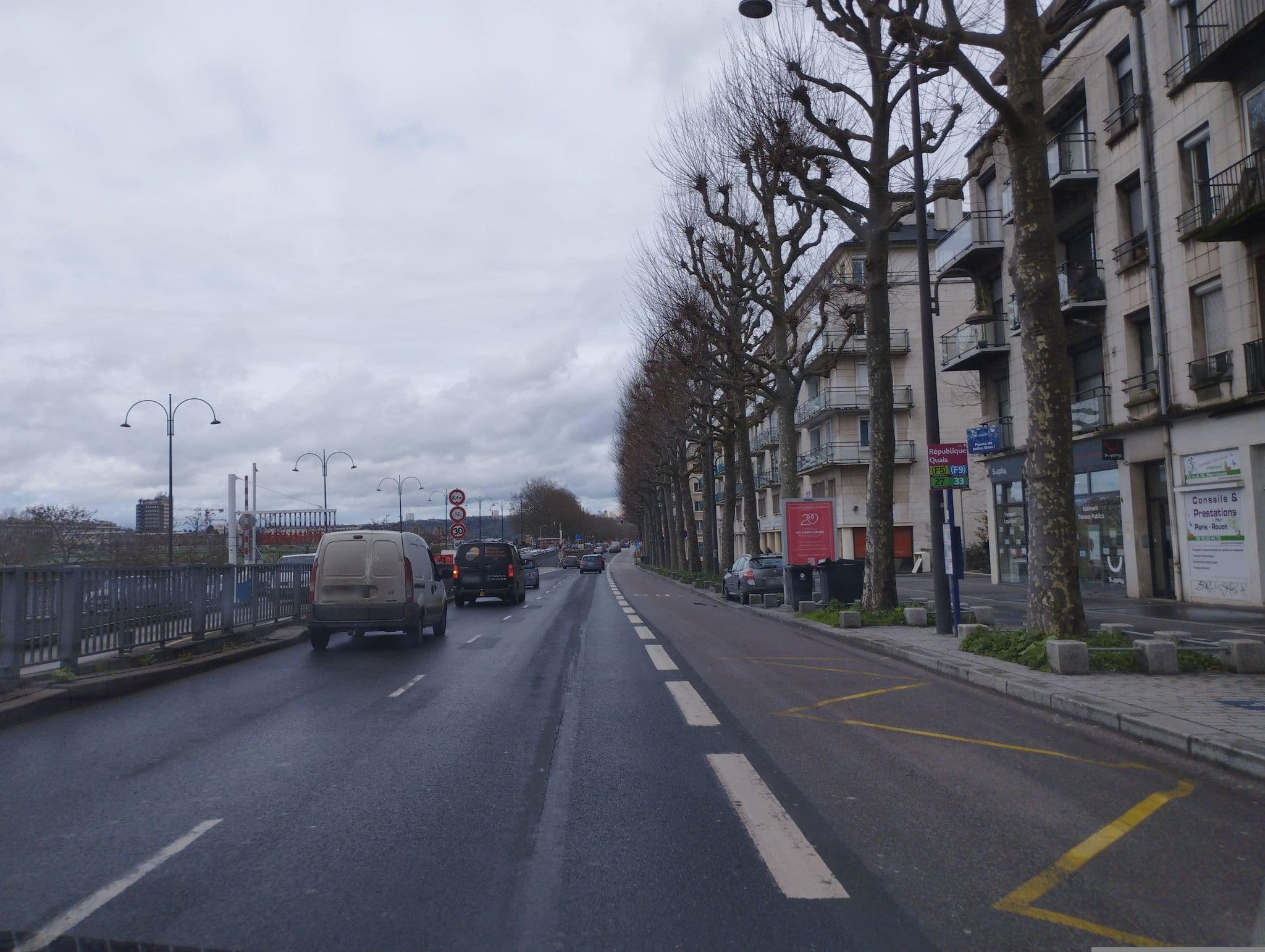 Street view near ibis Styles Rouen Centre Cathédrale, Rouen — © kritic (CC BY-SA · Mapillary)