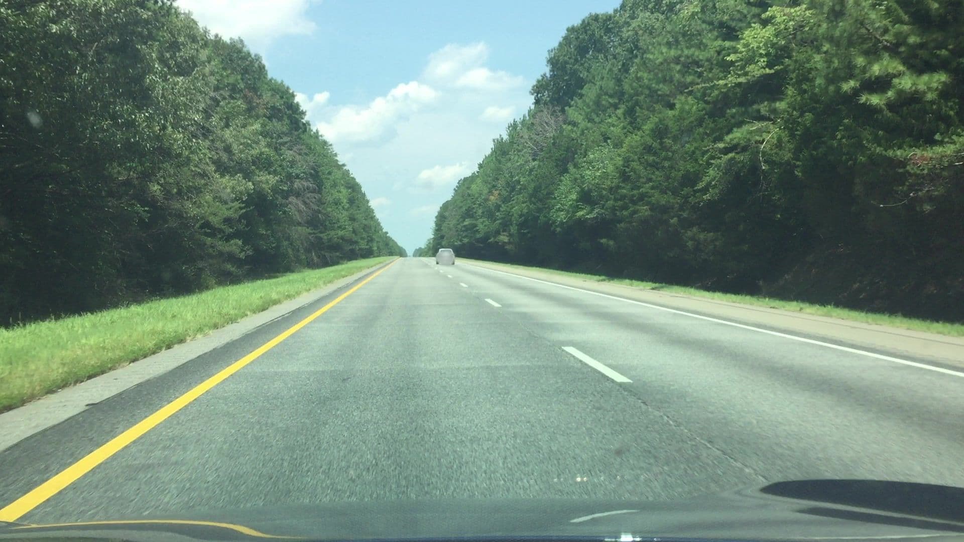 Street view near Ritz on the Rock, Fort Payne — © lvl5 (CC BY-SA · Mapillary)