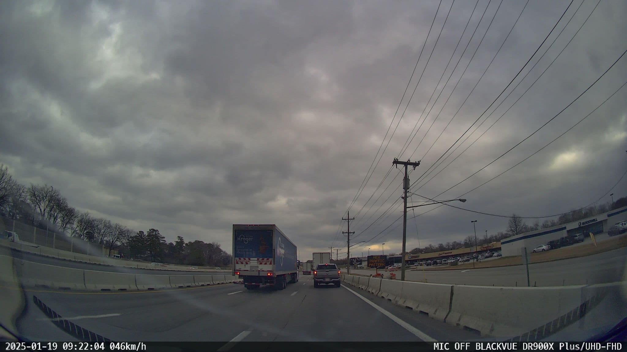 Street view near Mobile Penthouse, East Ridge — © allen (CC BY-SA · Mapillary)