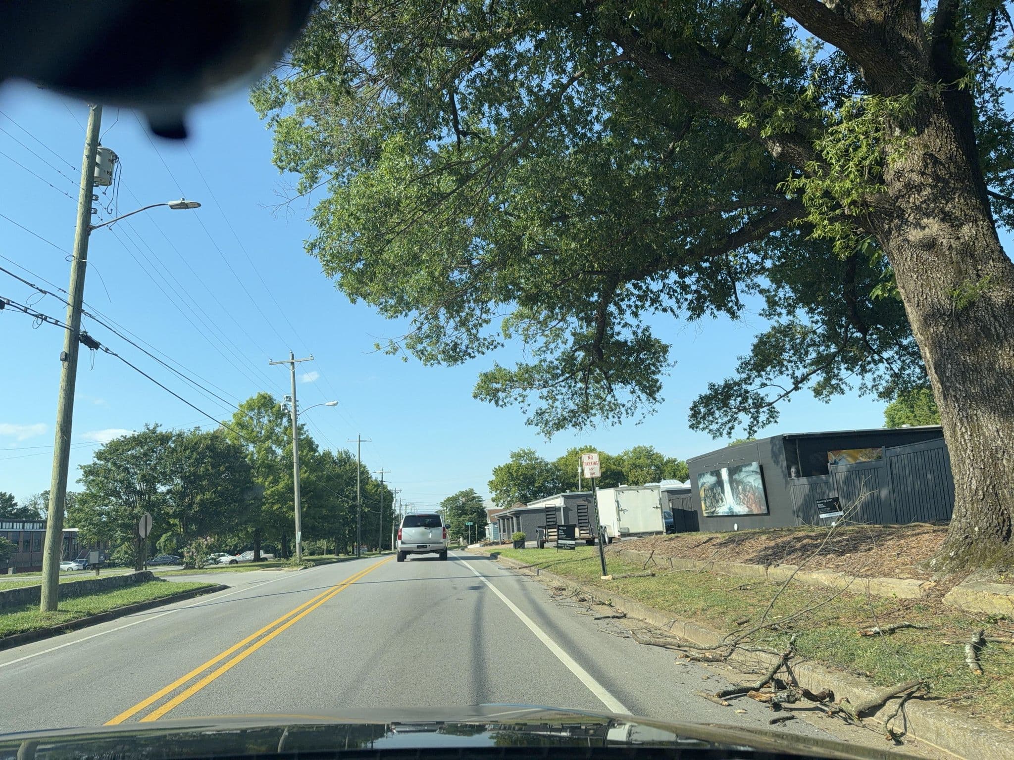Street view near The Betty, Chattanooga — © jarielj (CC BY-SA · Mapillary)