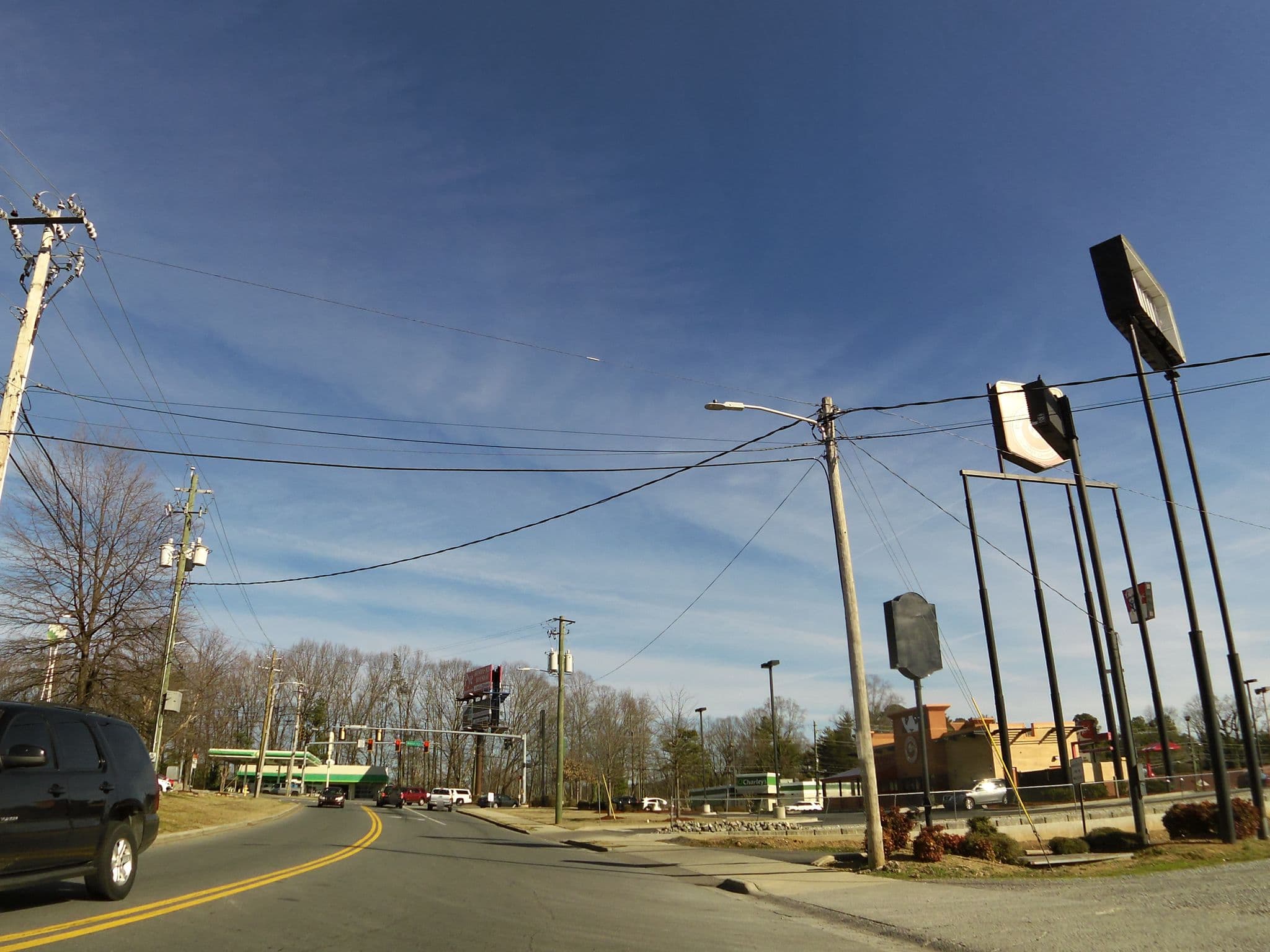 Street view near Travelodge Hotel Dalton, Dalton — © allen (CC BY-SA · Mapillary)