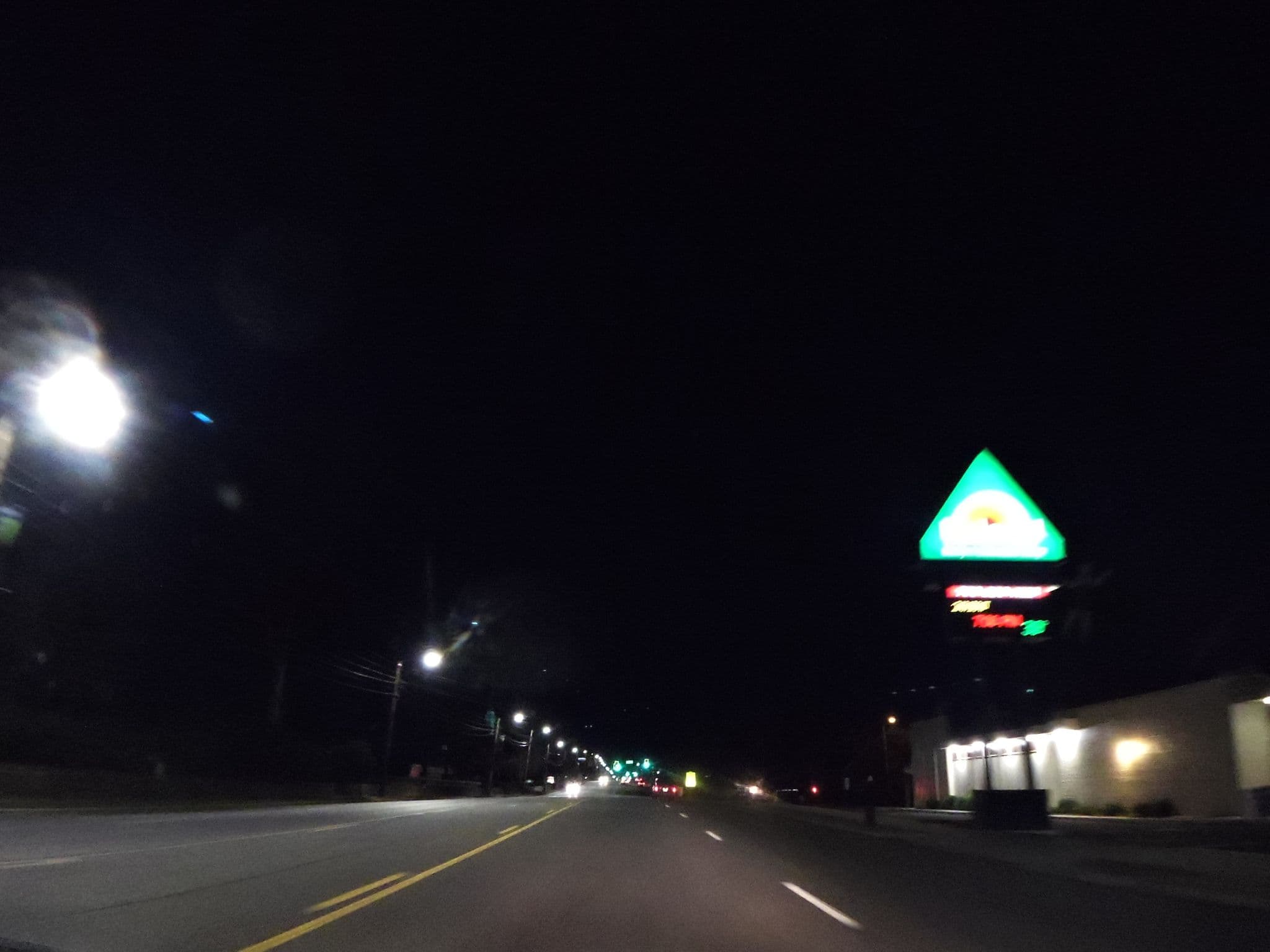 Street view near Downtowner, Dalton — © allen (CC BY-SA · Mapillary)
