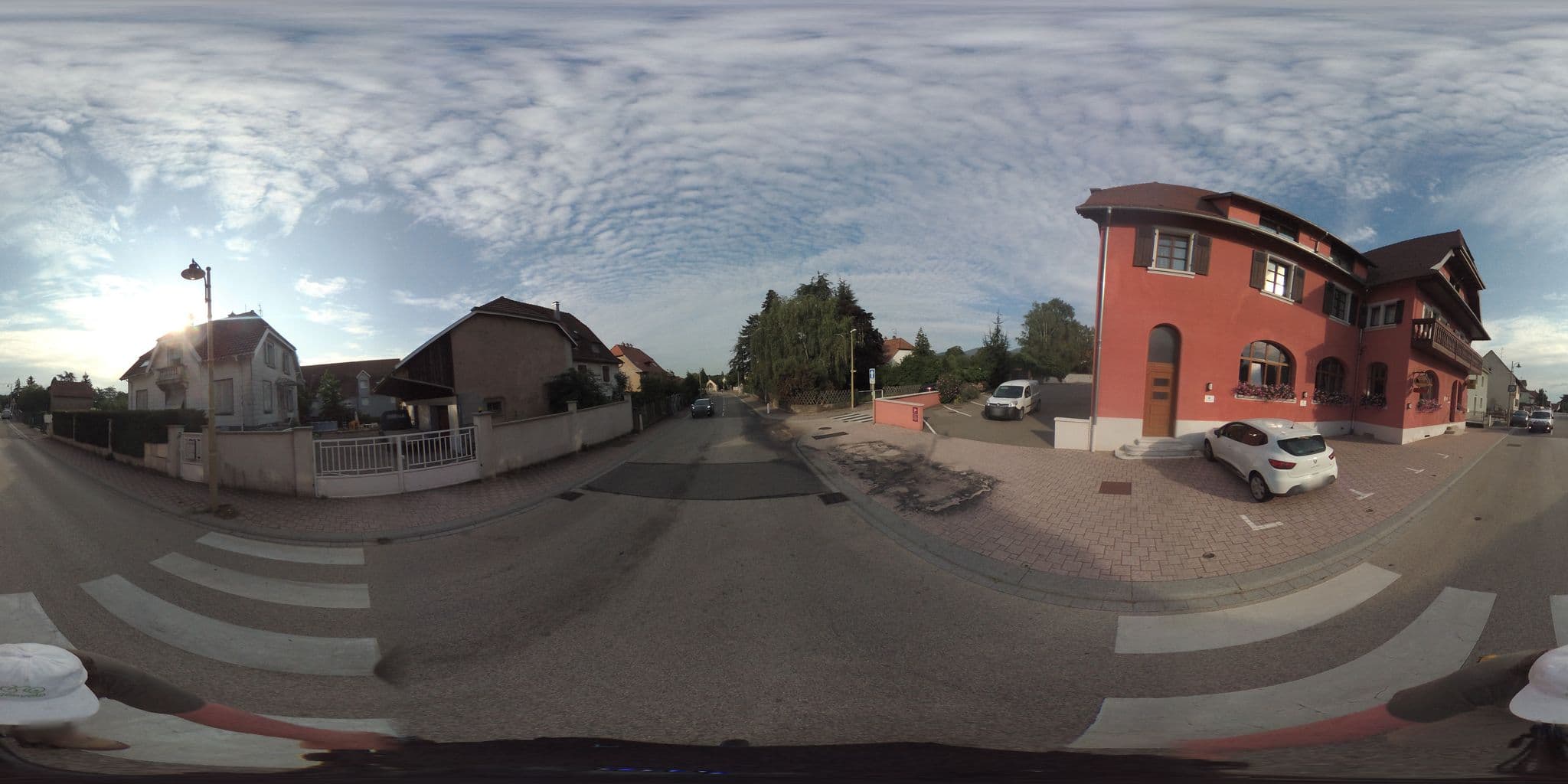 Street view near Auberge du Relais, Uffholtz — © geovelo (CC BY-SA · Mapillary)