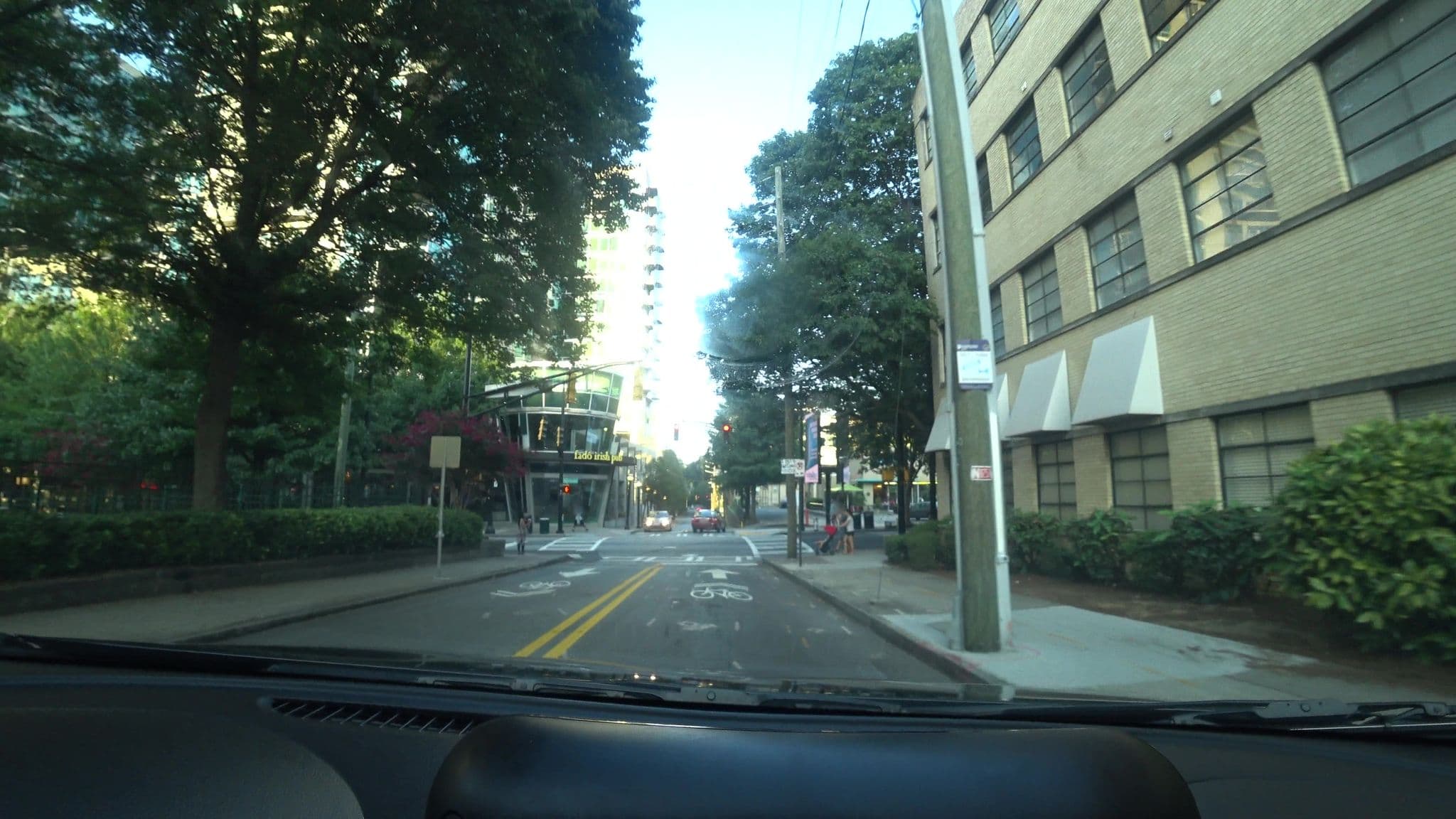 Street view near Nagra Poopin' Room, Atlanta — © lxmatl6 (CC BY-SA · Mapillary)