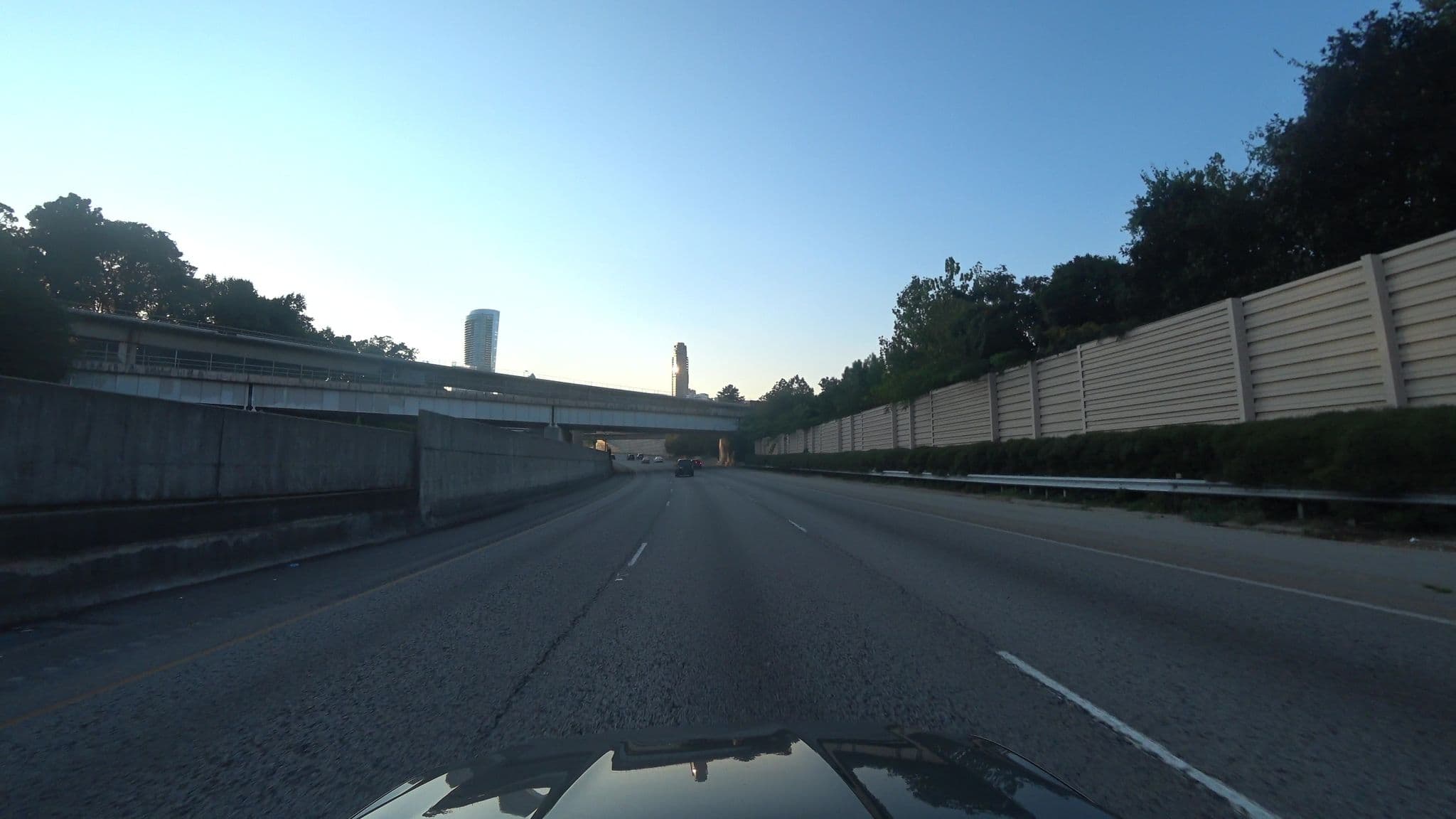 Street view near jw marriot, Brookhaven — © lxmatl6 (CC BY-SA · Mapillary)