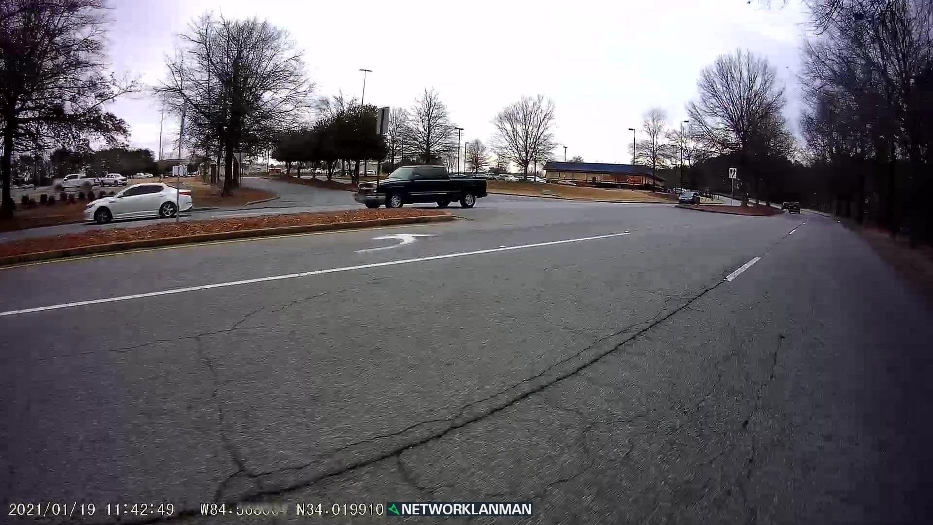 Street view near Home2 Suite Breakfast Bar, Kennesaw — © networklanman (CC BY-SA · Mapillary)