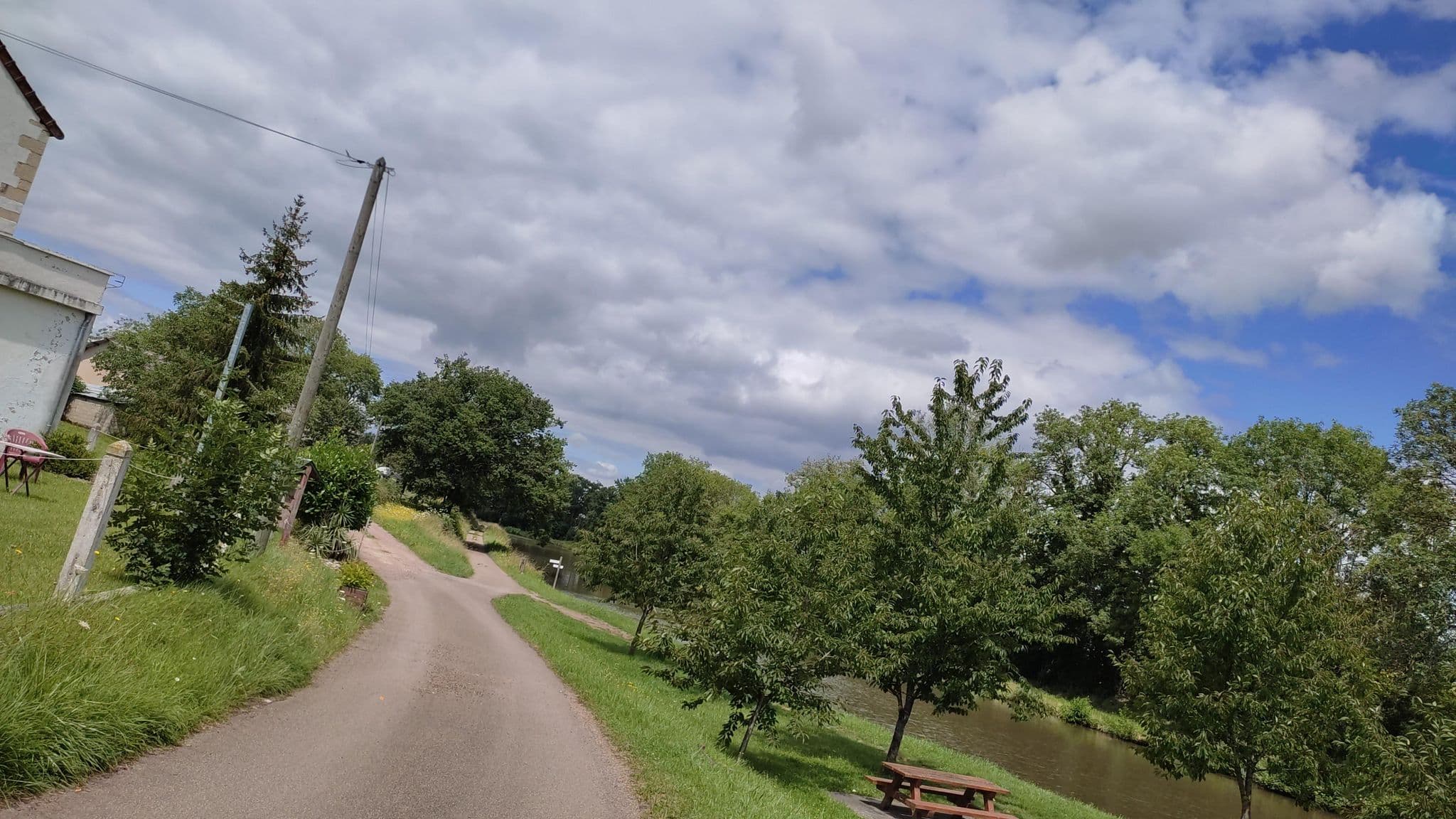 Street view near Hôtel restaurant du Morvan, Corbigny — © kritic (CC BY-SA · Mapillary)