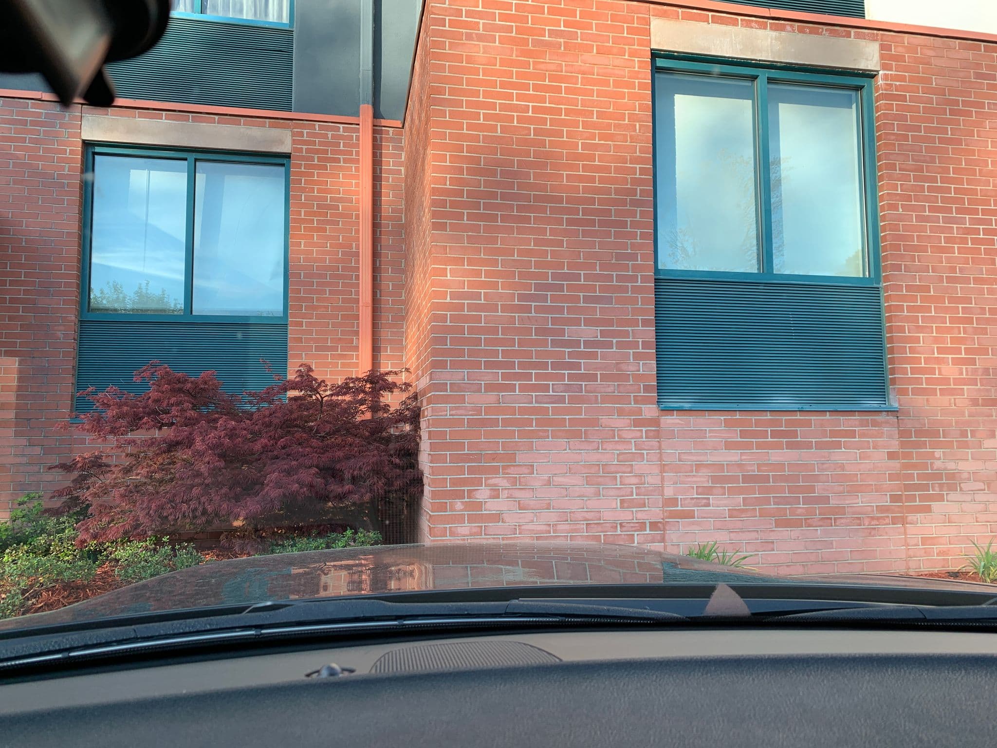 Street view near Best Western Roswell Suites Hotel, Roswell — © marcsegal117 (CC BY-SA · Mapillary)