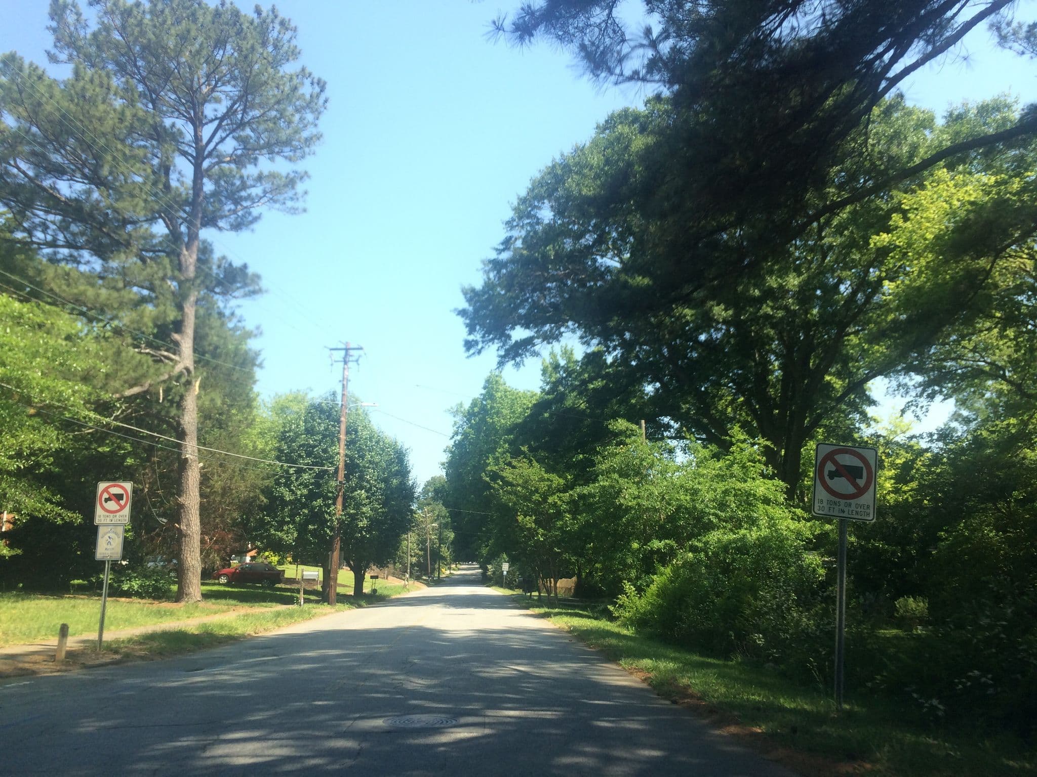 Street view near Blatt-Gross Hotel & Casino, North Decatur — © rhewitt (CC BY-SA · Mapillary)
