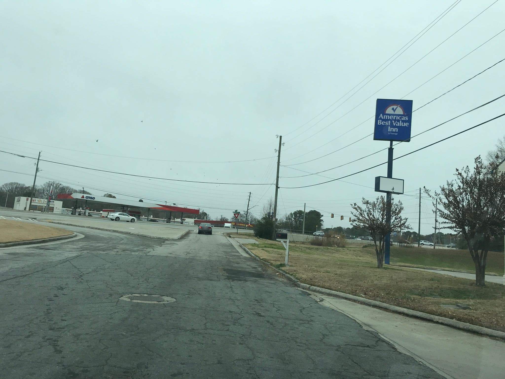 Street view near Super 8, Clarkston — © toddwiese (CC BY-SA · Mapillary)