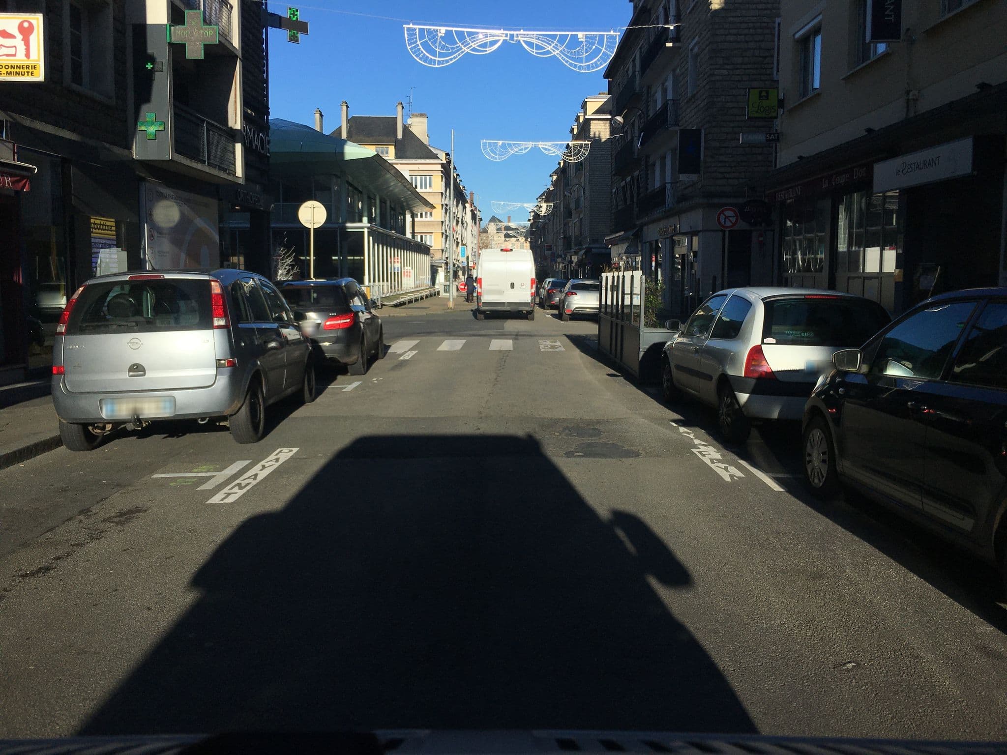 Street view near La Coupe d'Or, Lisieux — © raymond (CC BY-SA · Mapillary)