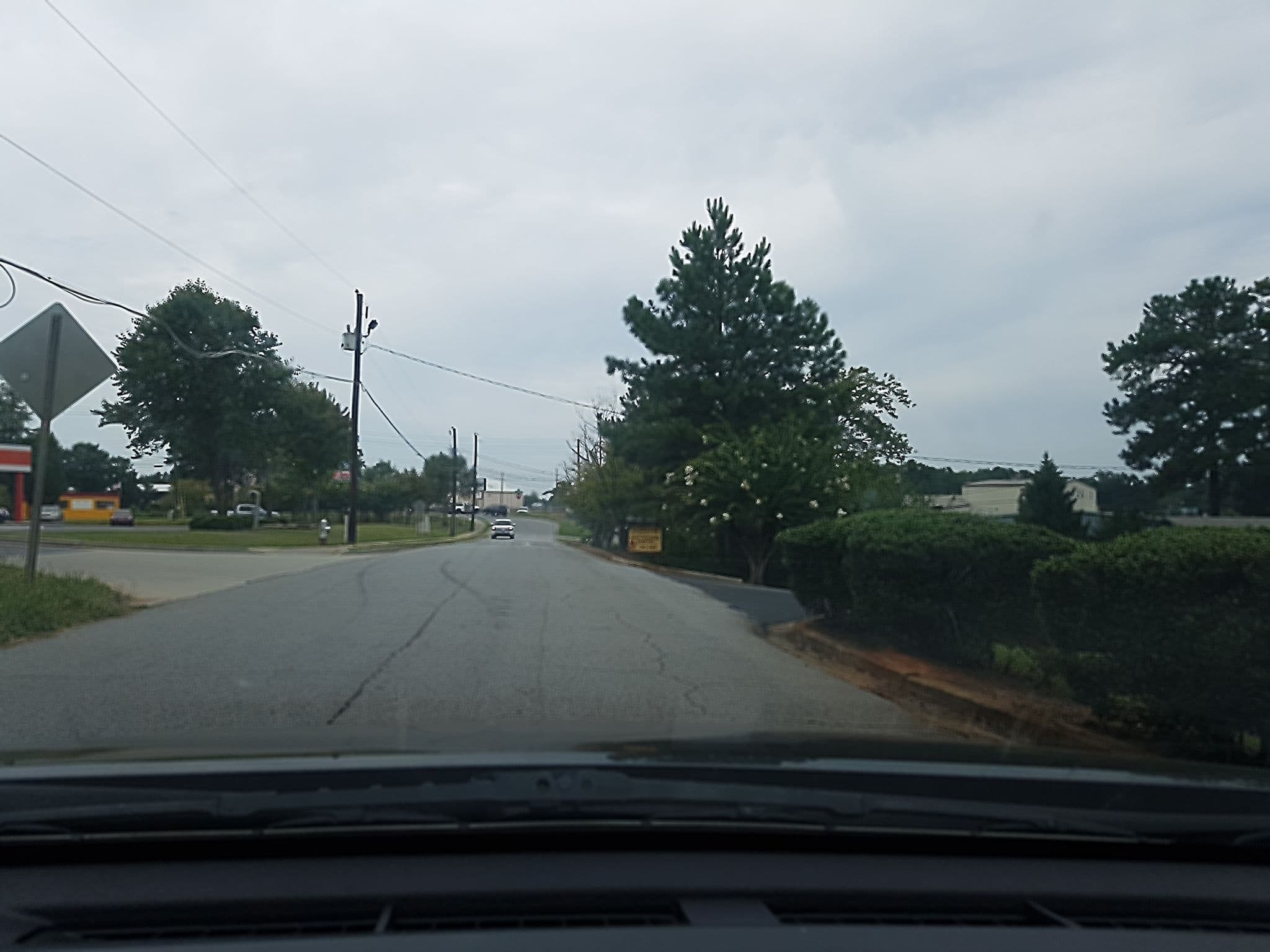 Street view near Wyndham Hotels & Resorts, Berkeley Lake — © lxmatl4 (CC BY-SA · Mapillary)