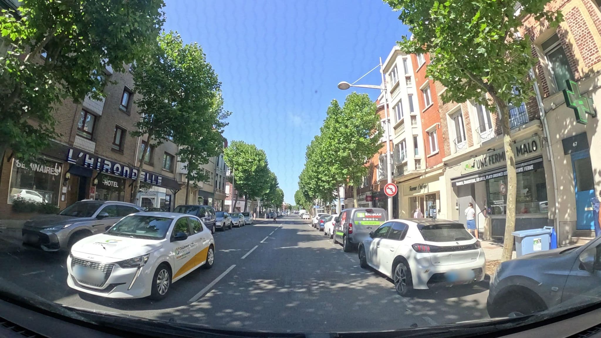 Street view near L'Hirondelle, Dunkirk — © rmic (CC BY-SA · Mapillary)