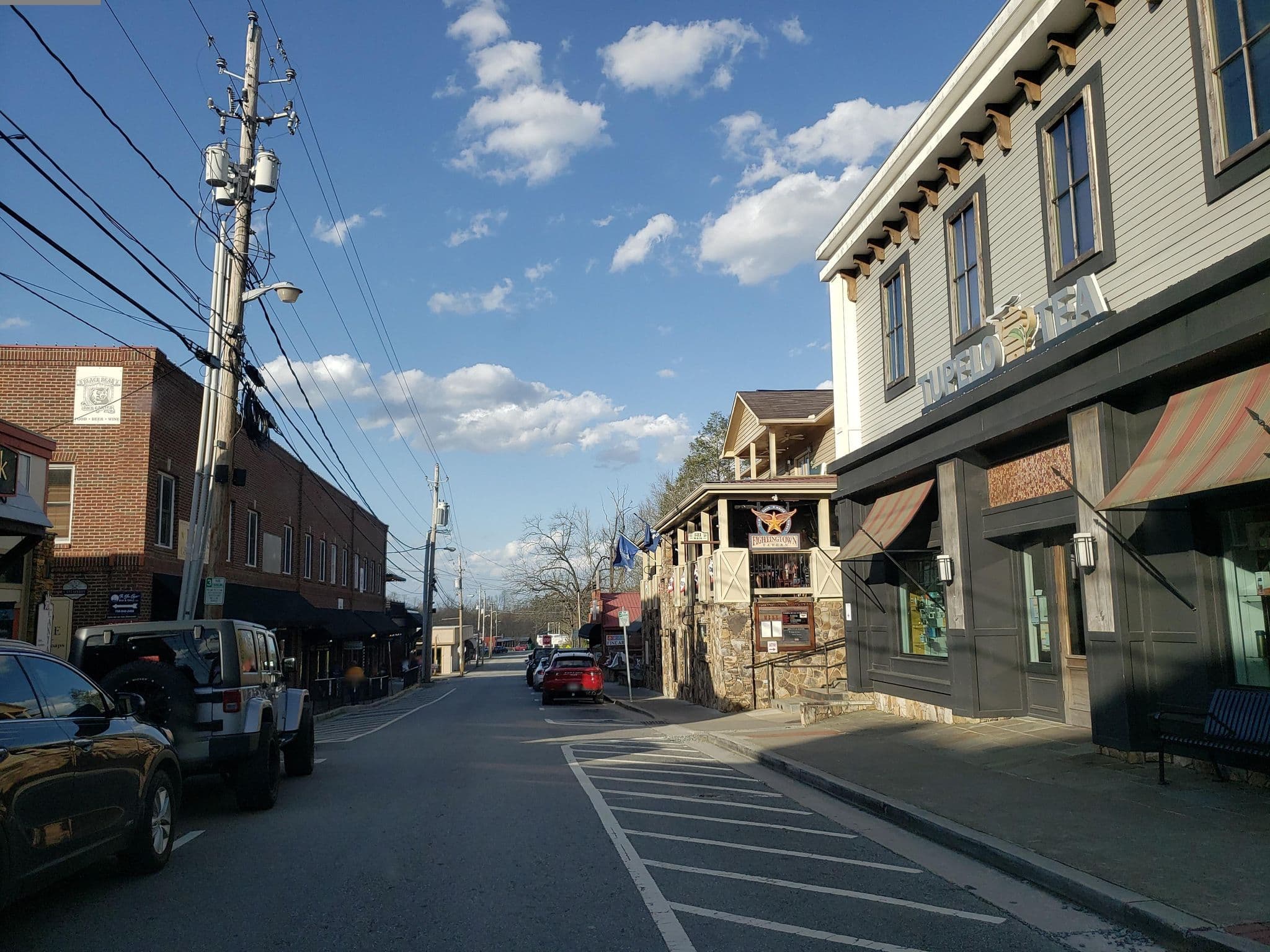 Street view near Cast & Blast Inn, McCaysville — © jackdripper (CC BY-SA · Mapillary)