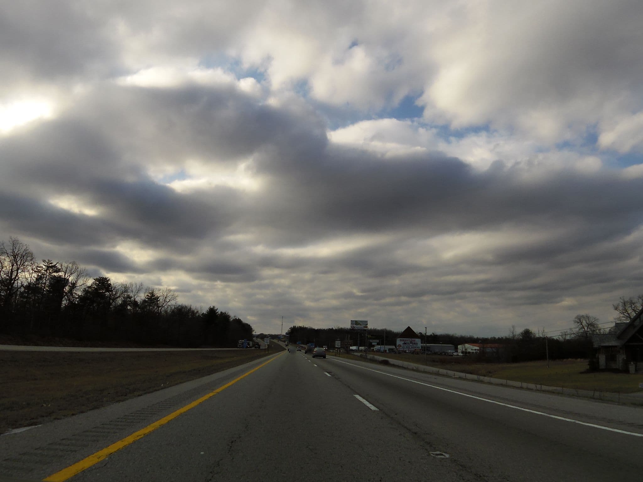 Street view near Honest Abe Log Homes, Crossville — © allen (CC BY-SA · Mapillary)