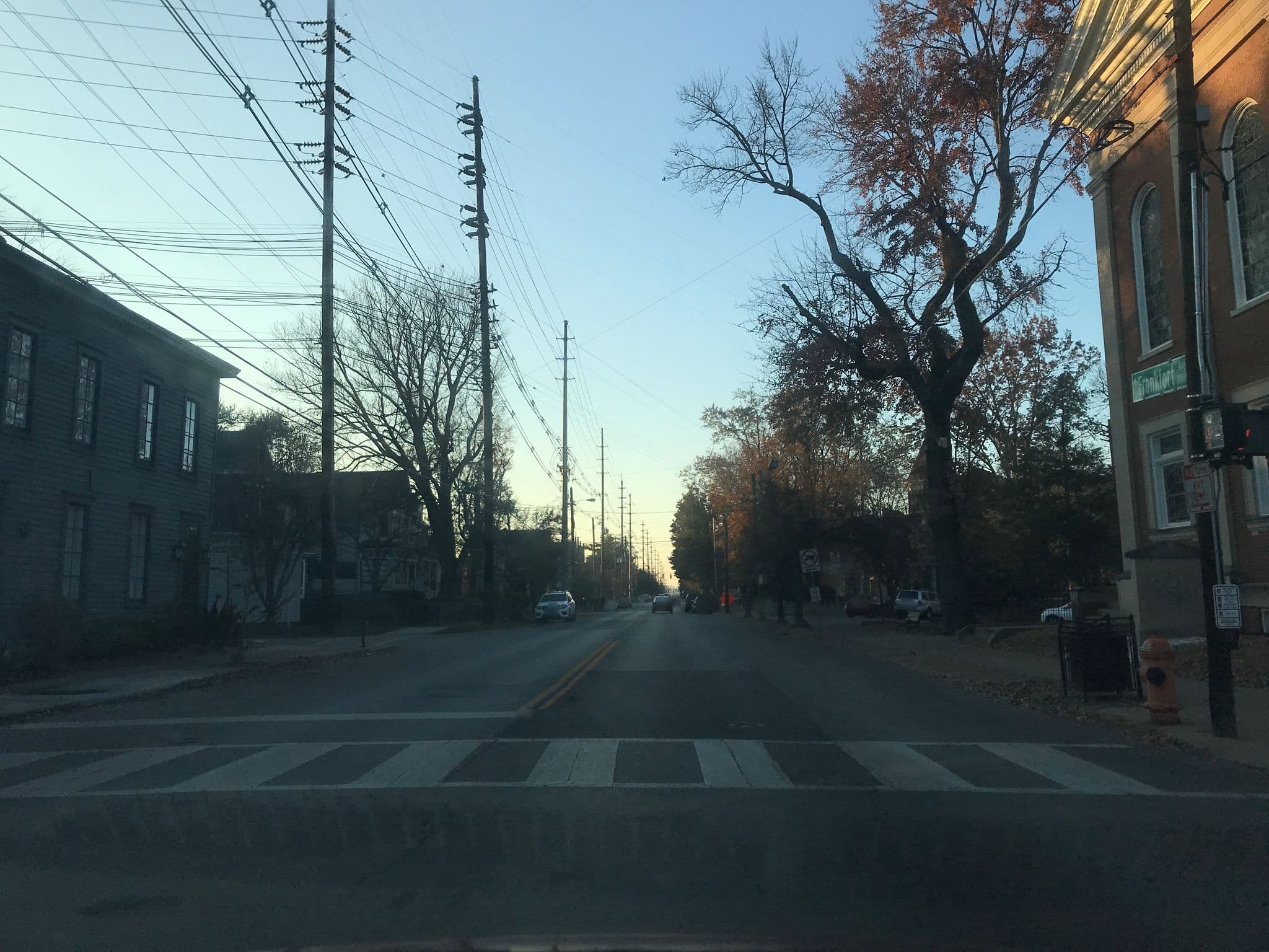 Street view near Frankfort Avenue Coachhouse, Jeffersonville — © jroseaph (CC BY-SA · Mapillary)