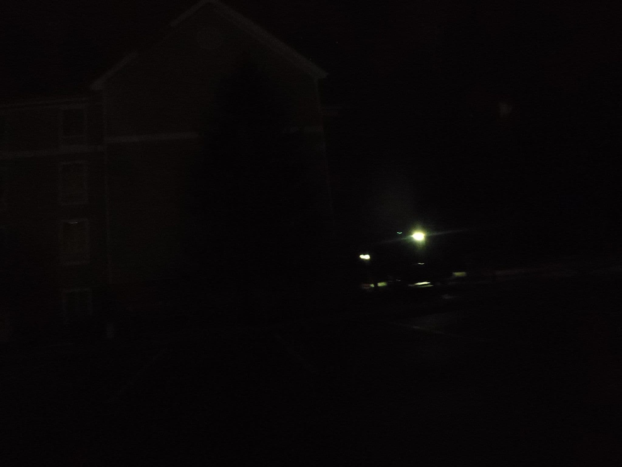 Street view near Hampton by Hilton, Scottsburg — © allen (CC BY-SA · Mapillary)