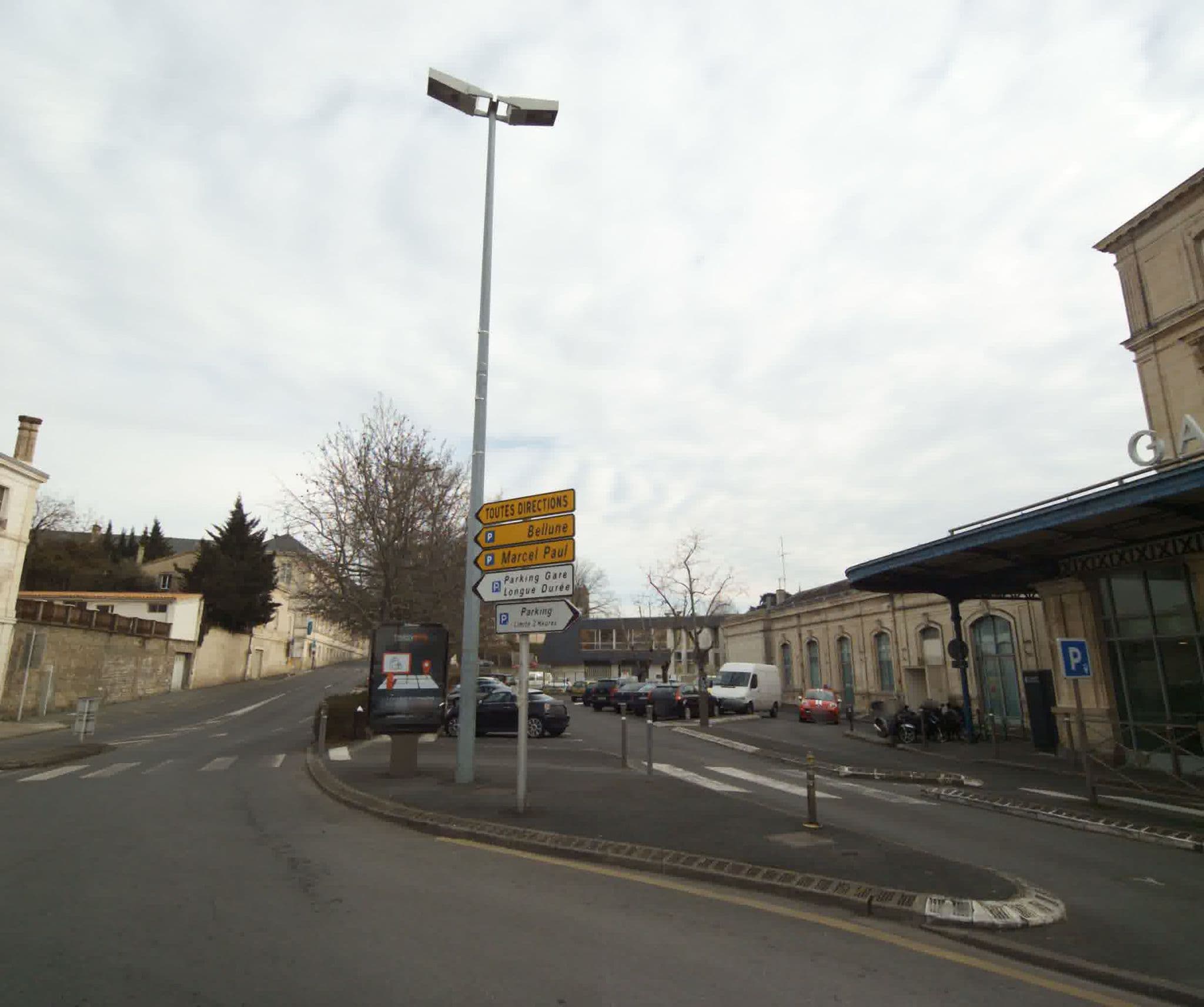 Street view near Hôtel de L'Univers, Niort — © sogefi (CC BY-SA · Mapillary)