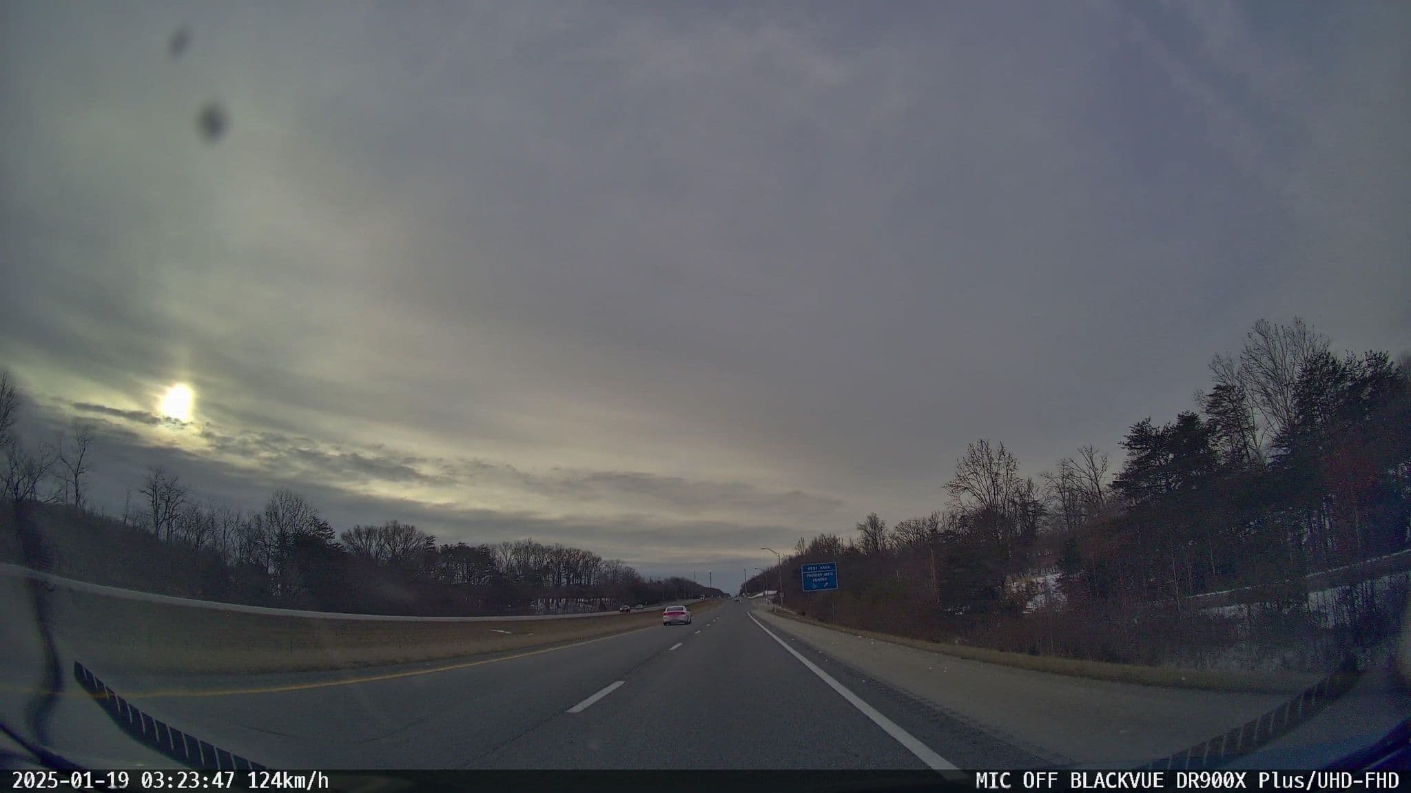 Street view near Ramada Limited, Henryville — © allen (CC BY-SA · Mapillary)