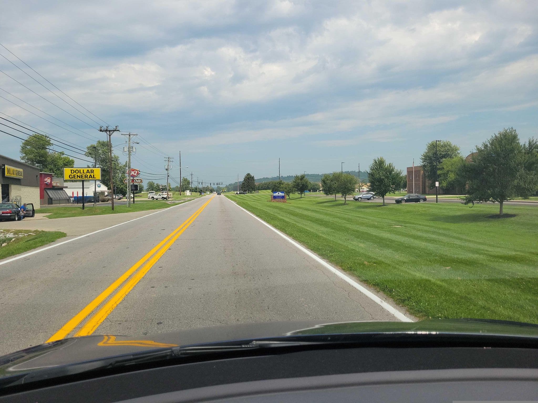 Street view near Snuggles Inn, Vevay — © Montrose_Lyle (CC BY-SA · Mapillary)