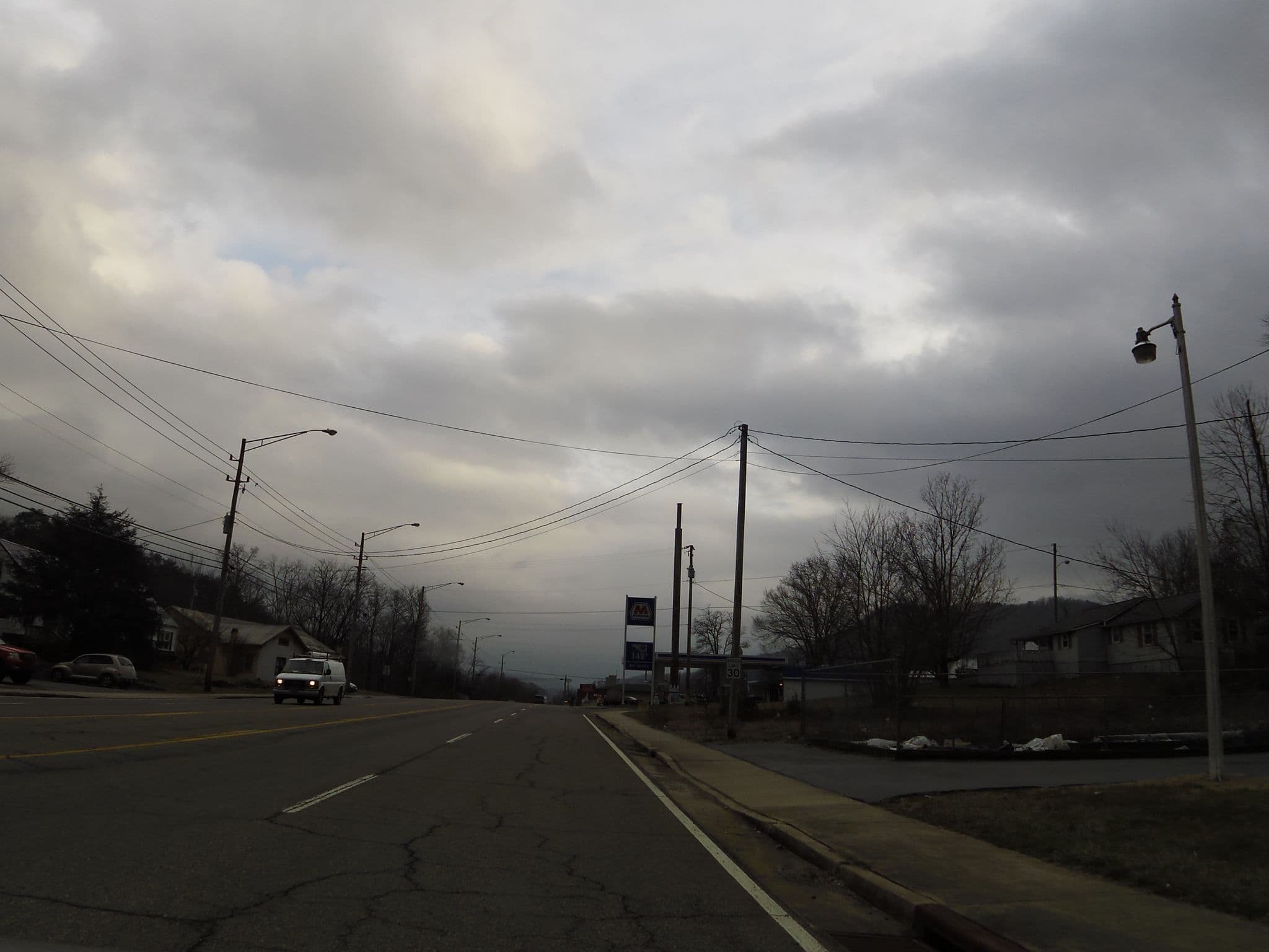 Street view near Blue Haven Motel, Rocky Top — © allen (CC BY-SA · Mapillary)