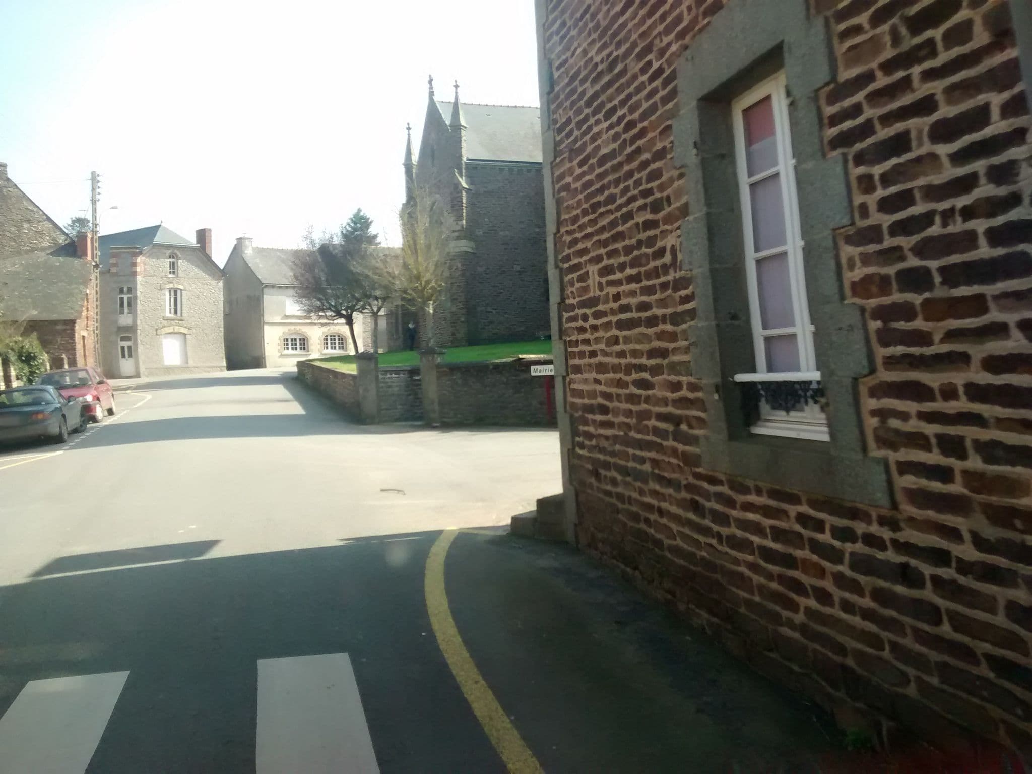 Street view near Chez Maxime, Paimpont — © hamlet (CC BY-SA · Mapillary)