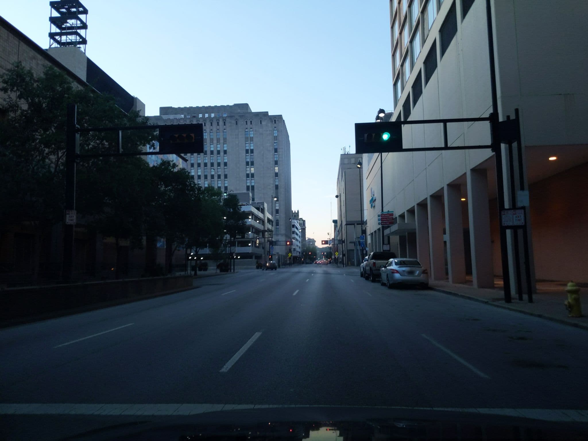 Street view near Millennium Hotel Cincinnati, Covington — © realadamp (CC BY-SA · Mapillary)