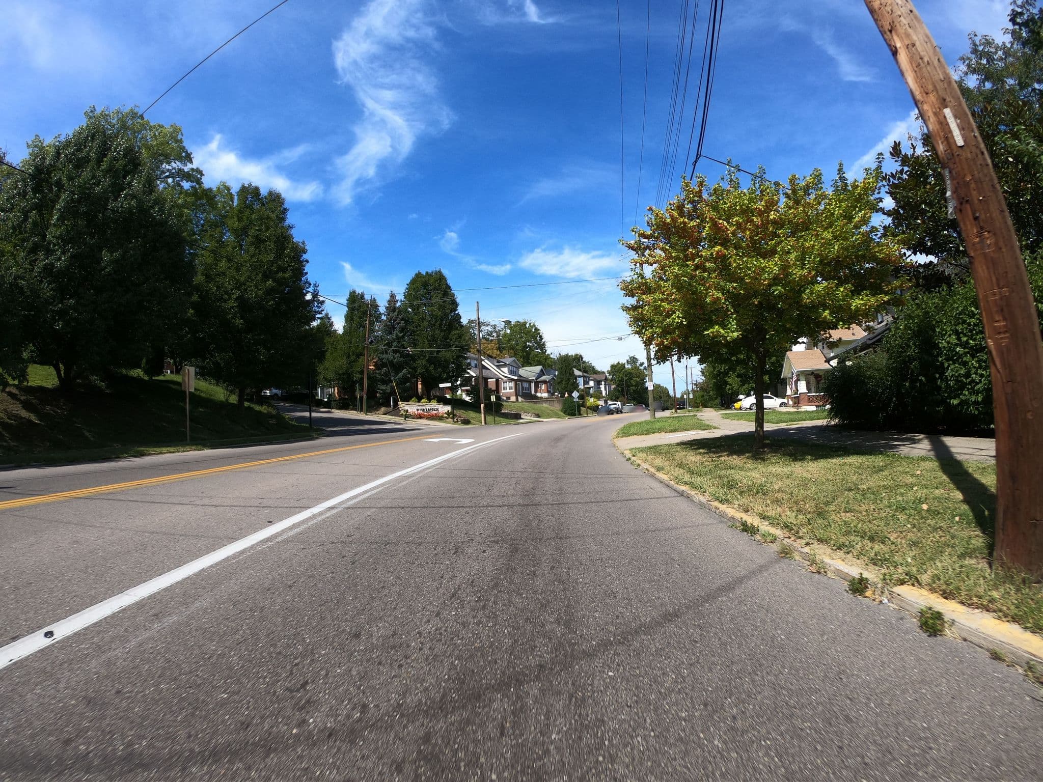 Street view near Pleasure Town, Covington — © realadamp (CC BY-SA · Mapillary)