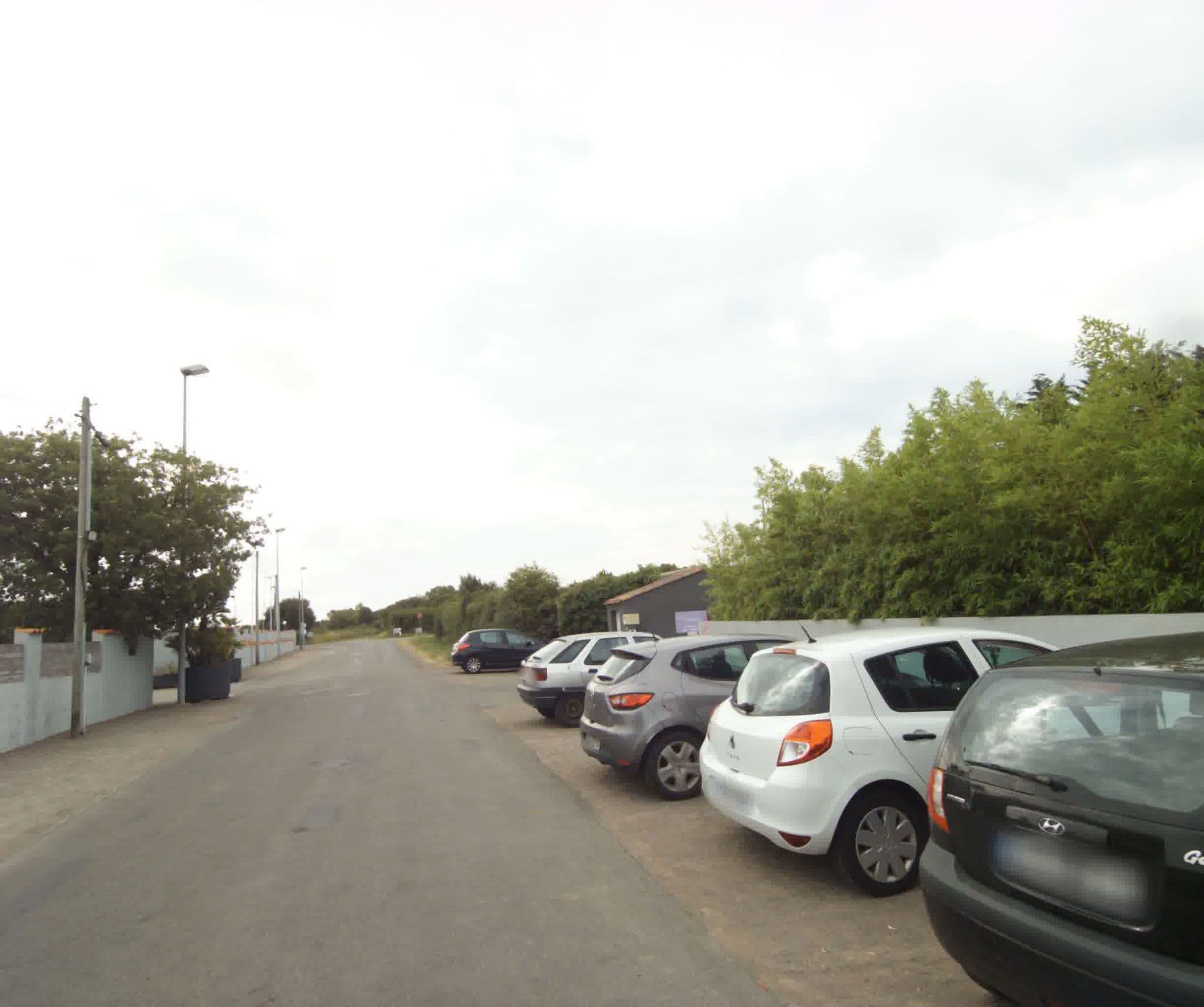 Street view near Hôtellerie de Saint-Jean d'Orbestier, Château-d'Olonne — © sogefi (CC BY-SA · Mapillary)