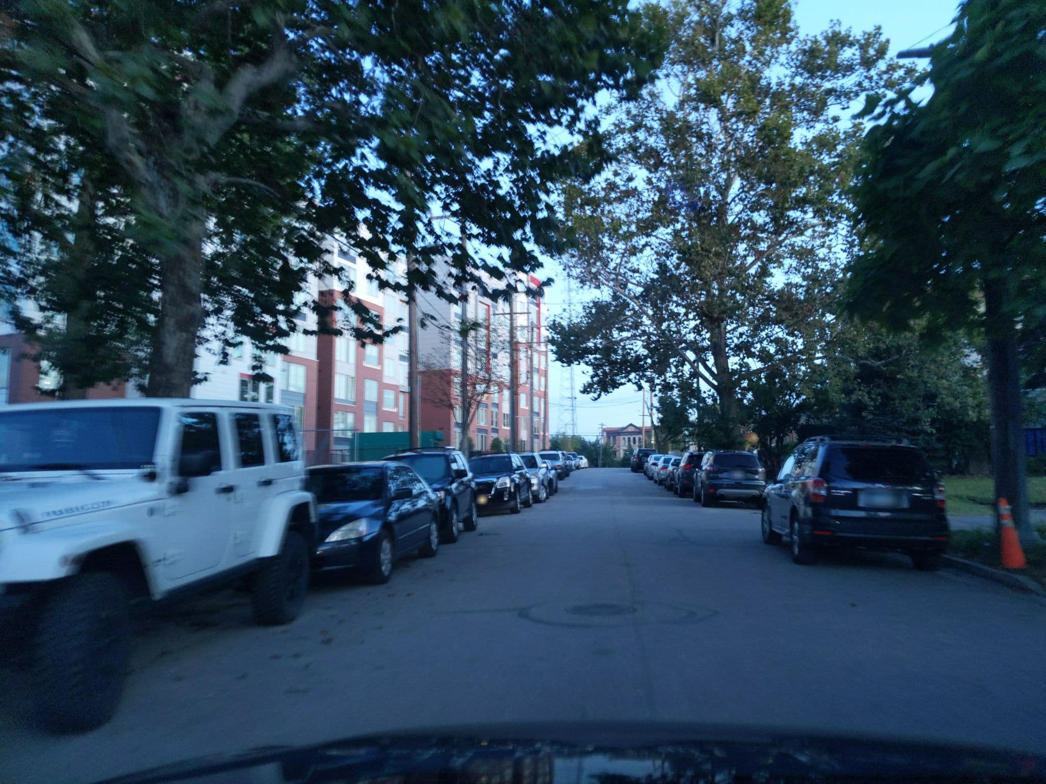 Street view near Annex, Cincinnati — © realadamp (CC BY-SA · Mapillary)