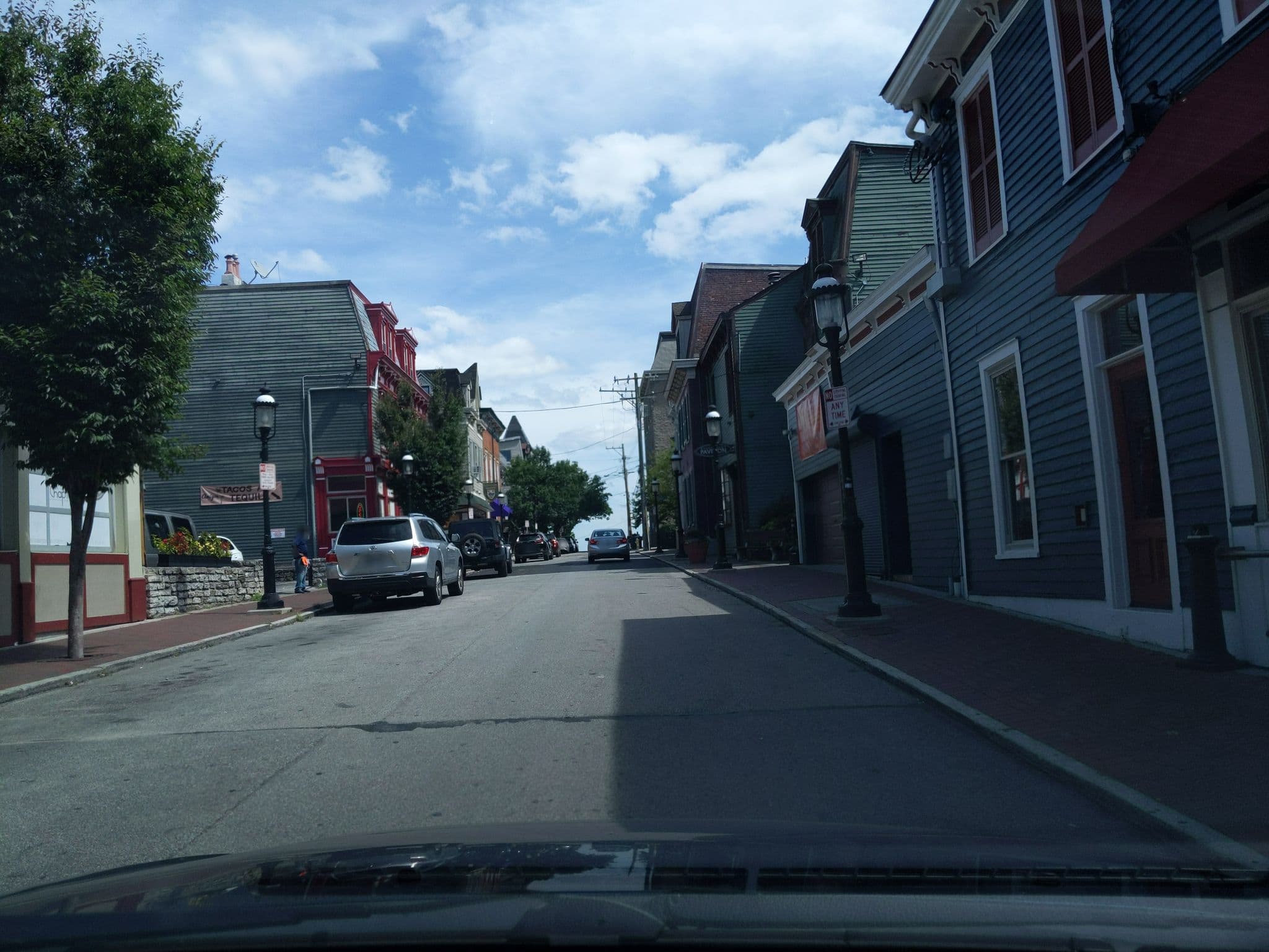 Street view near Mount Adams Bed And Breakfast, Walnut Hills — © realadamp (CC BY-SA · Mapillary)