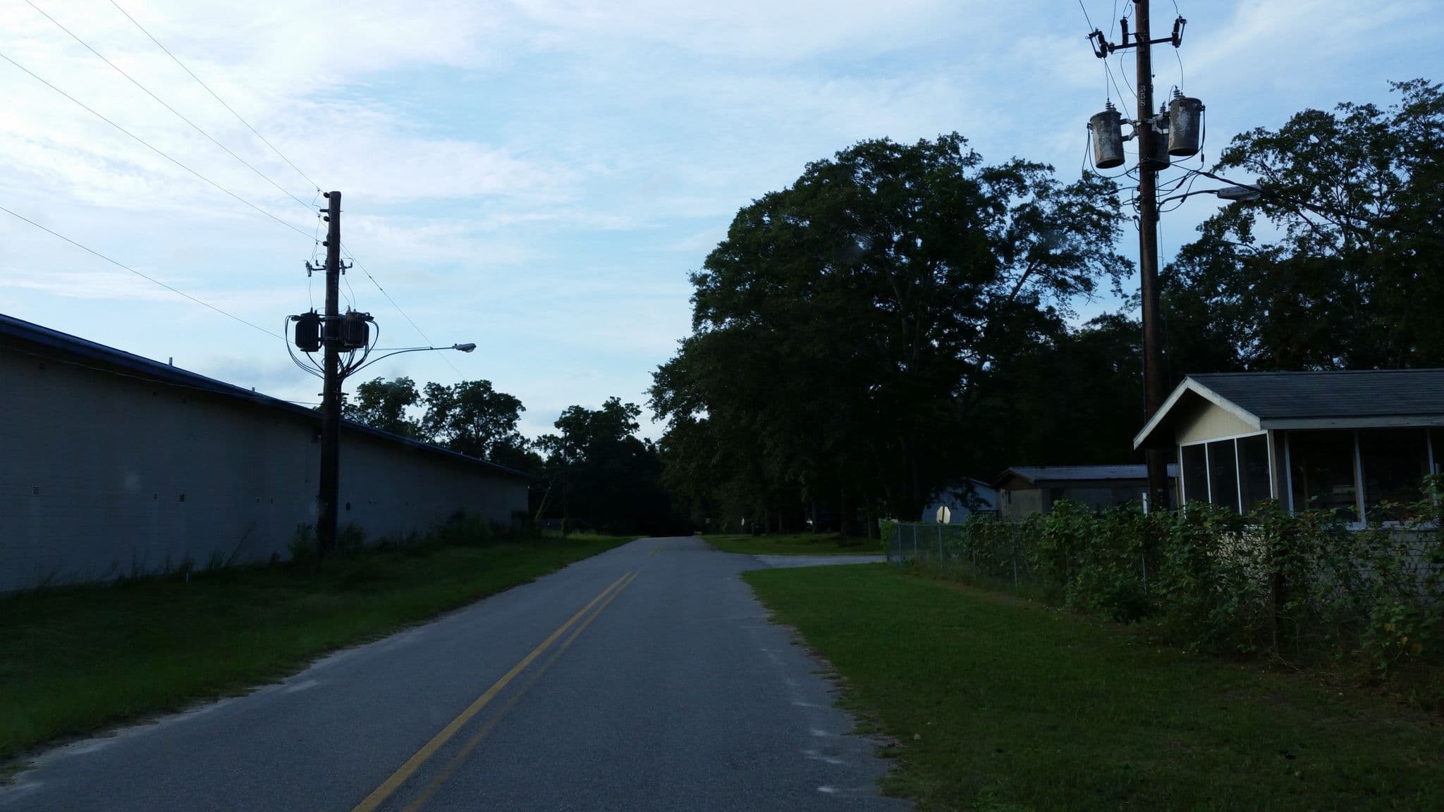Street view near Family World Motel I-75, Hahira — © jackdripper (CC BY-SA · Mapillary)