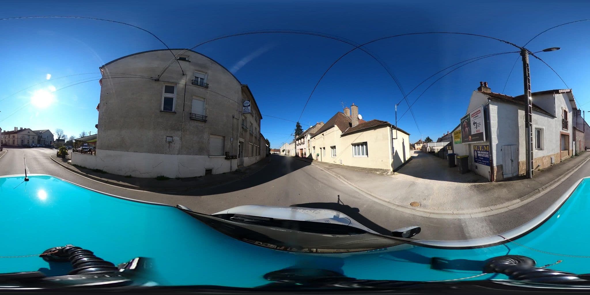 Street view near Hôtel de France, Genlis — © arteragence (CC BY-SA · Mapillary)