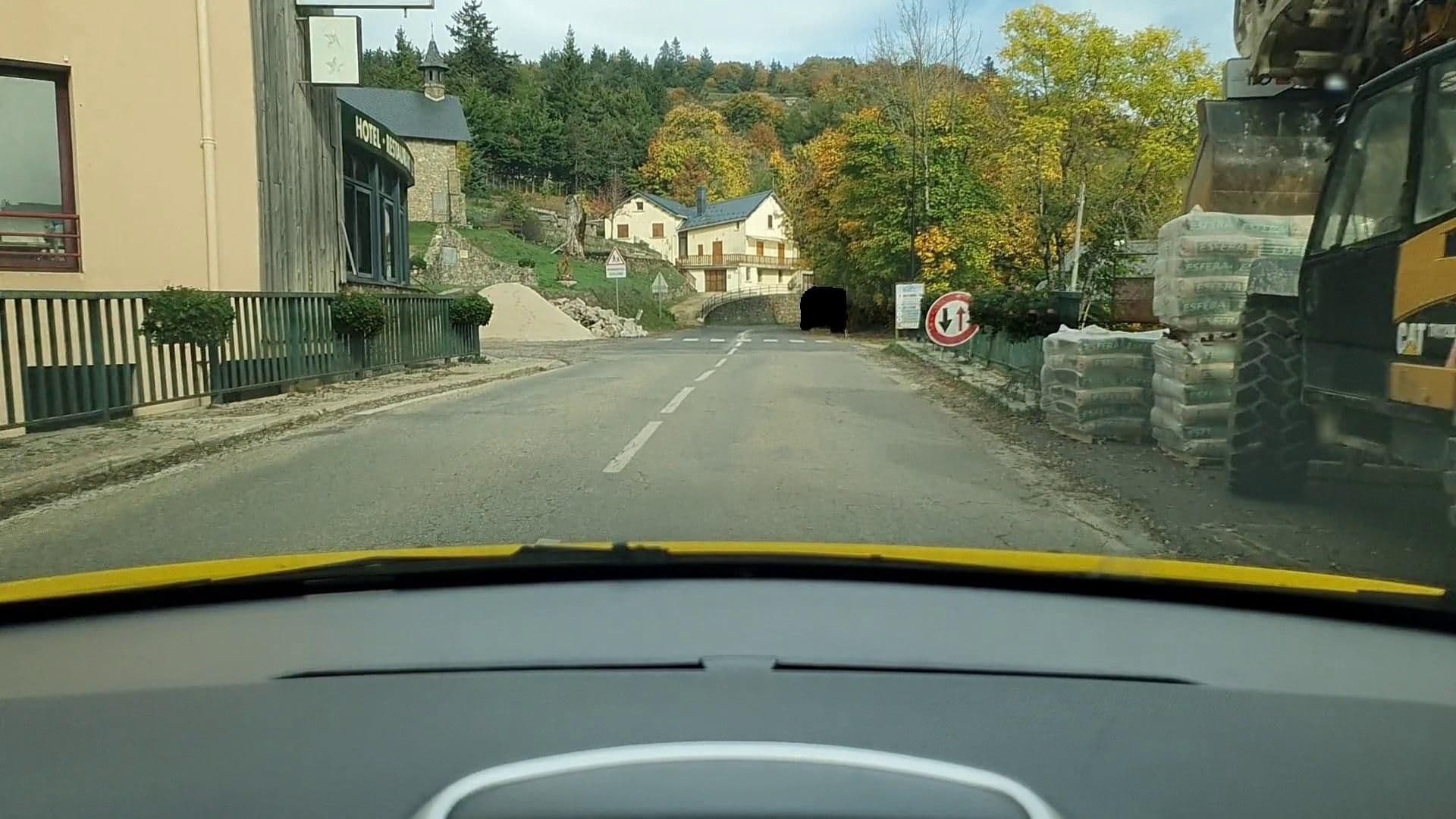 Street view near Hôtel du Touring et de l'Observatoire, Valleraugue — © si3p0 (CC BY-SA · Mapillary)