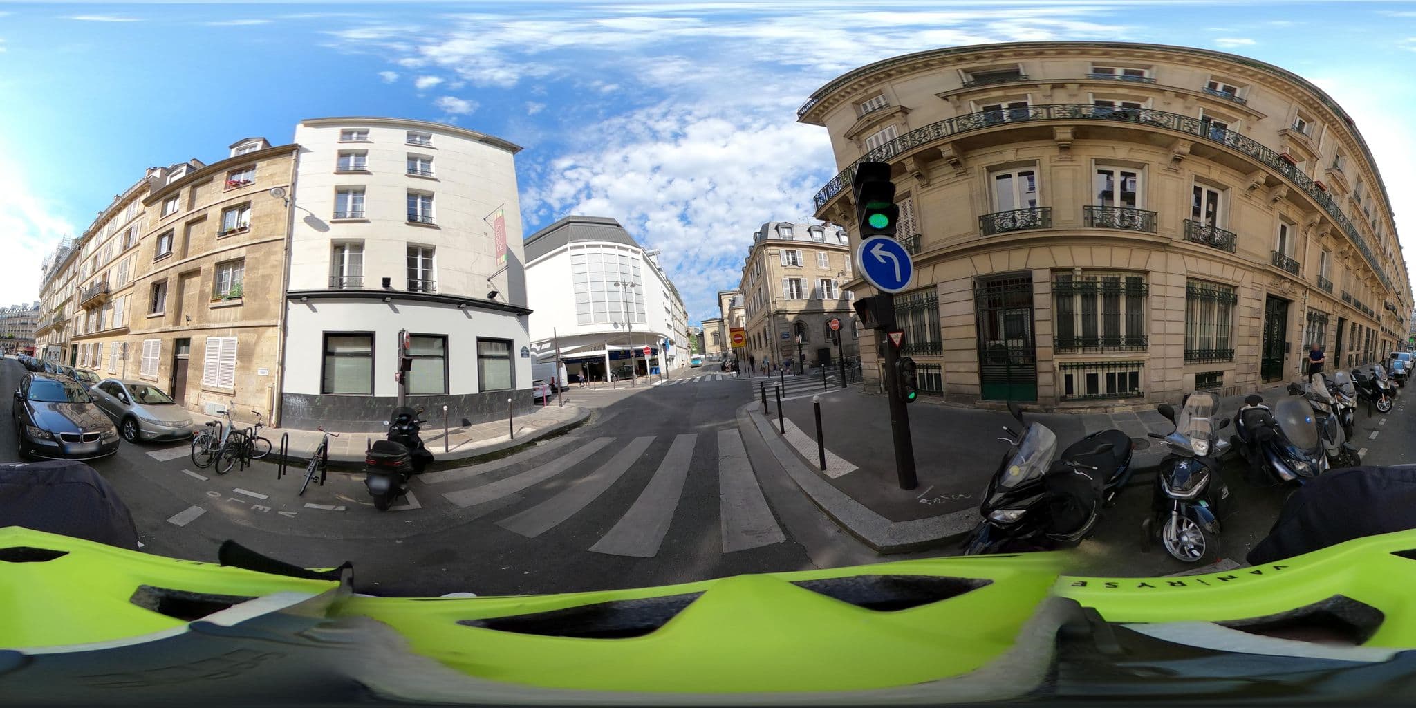 Street view near Le Rocroy, Saint-Vincent de Paul — © Stefdegreef (CC BY-SA · Mapillary)