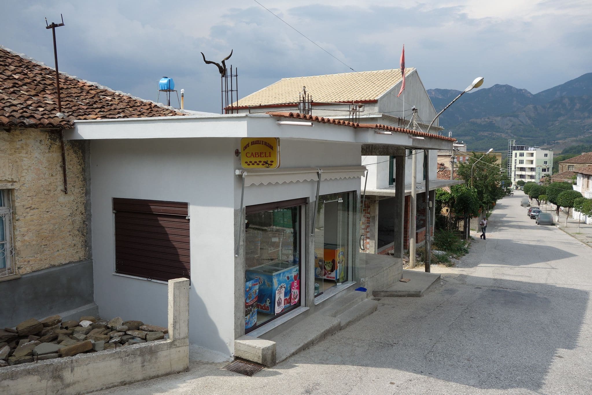 Street view near Maria Guest House, Përmet — © malenki (CC BY-SA · Mapillary)