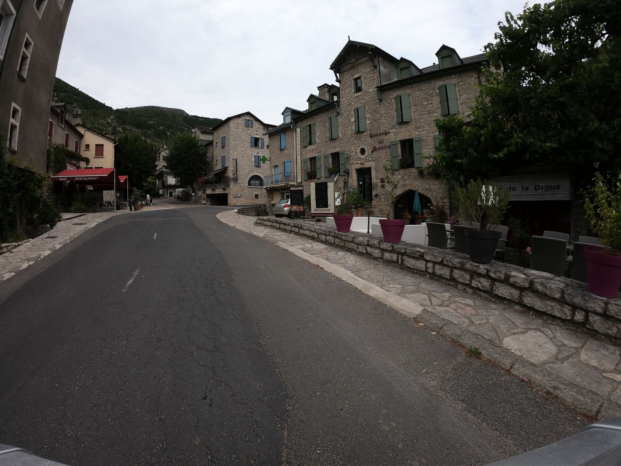 Street view near Auberge du Moulin, Chanac — © joostjakob (CC BY-SA · Mapillary)