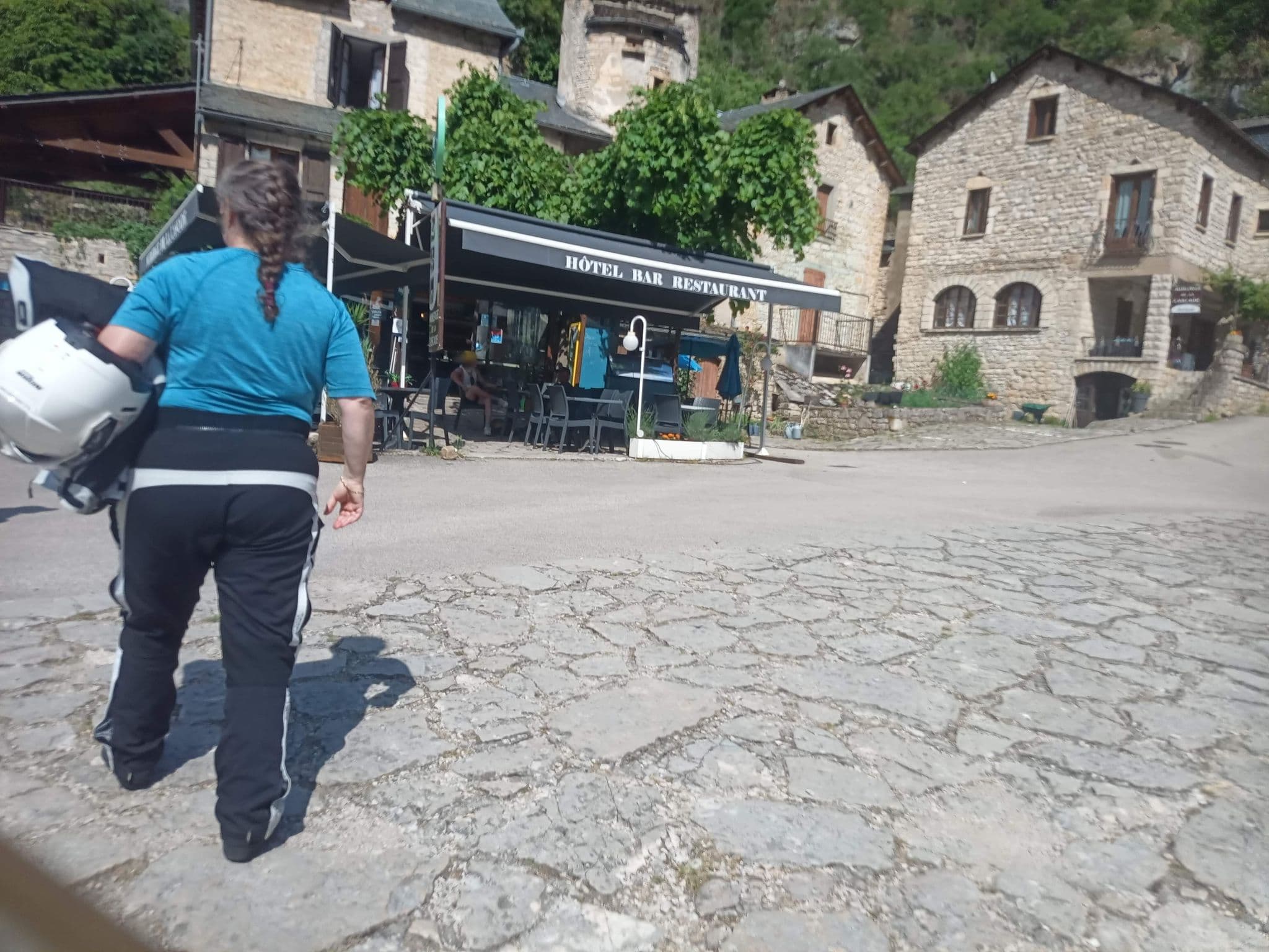 Street view near Auberge de la Cascade, Chanac — © connermacleod69 (CC BY-SA · Mapillary)