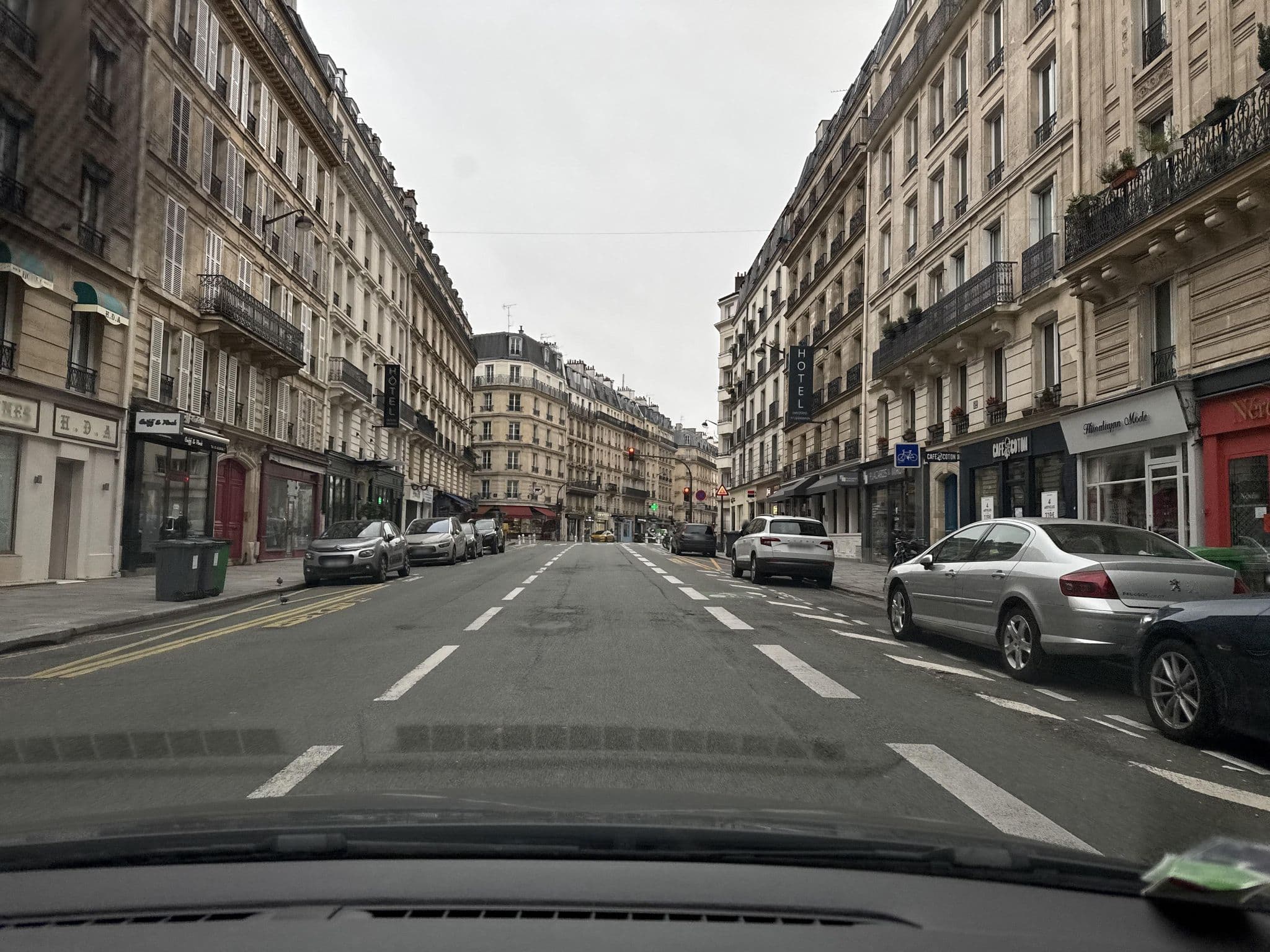 Street view near Hôtel des Arènes, Paris 05 Panthéon — © jerome92370 (CC BY-SA · Mapillary)