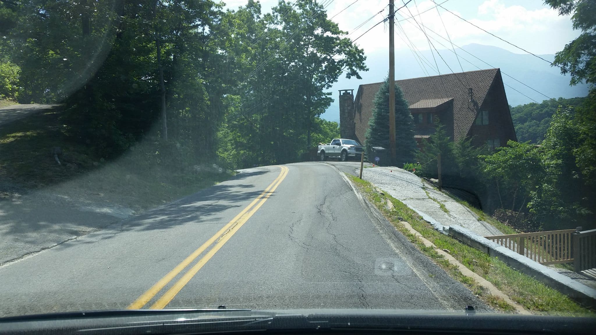 Street view near Club Chalet 16A, Gatlinburg — © dgearhart (CC BY-SA · Mapillary)