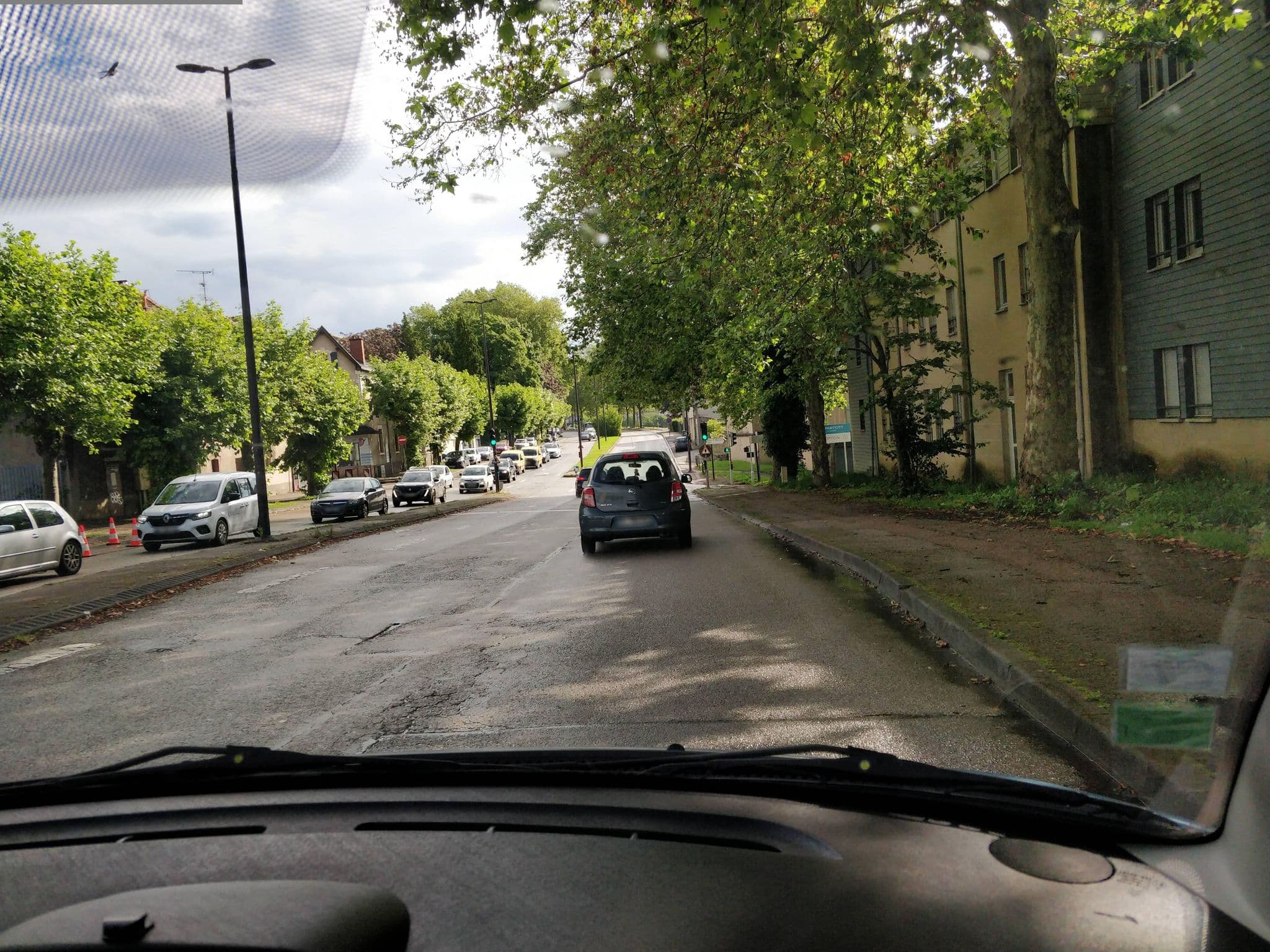 Street view near Appart'City, Limoges — © philou87 (CC BY-SA · Mapillary)